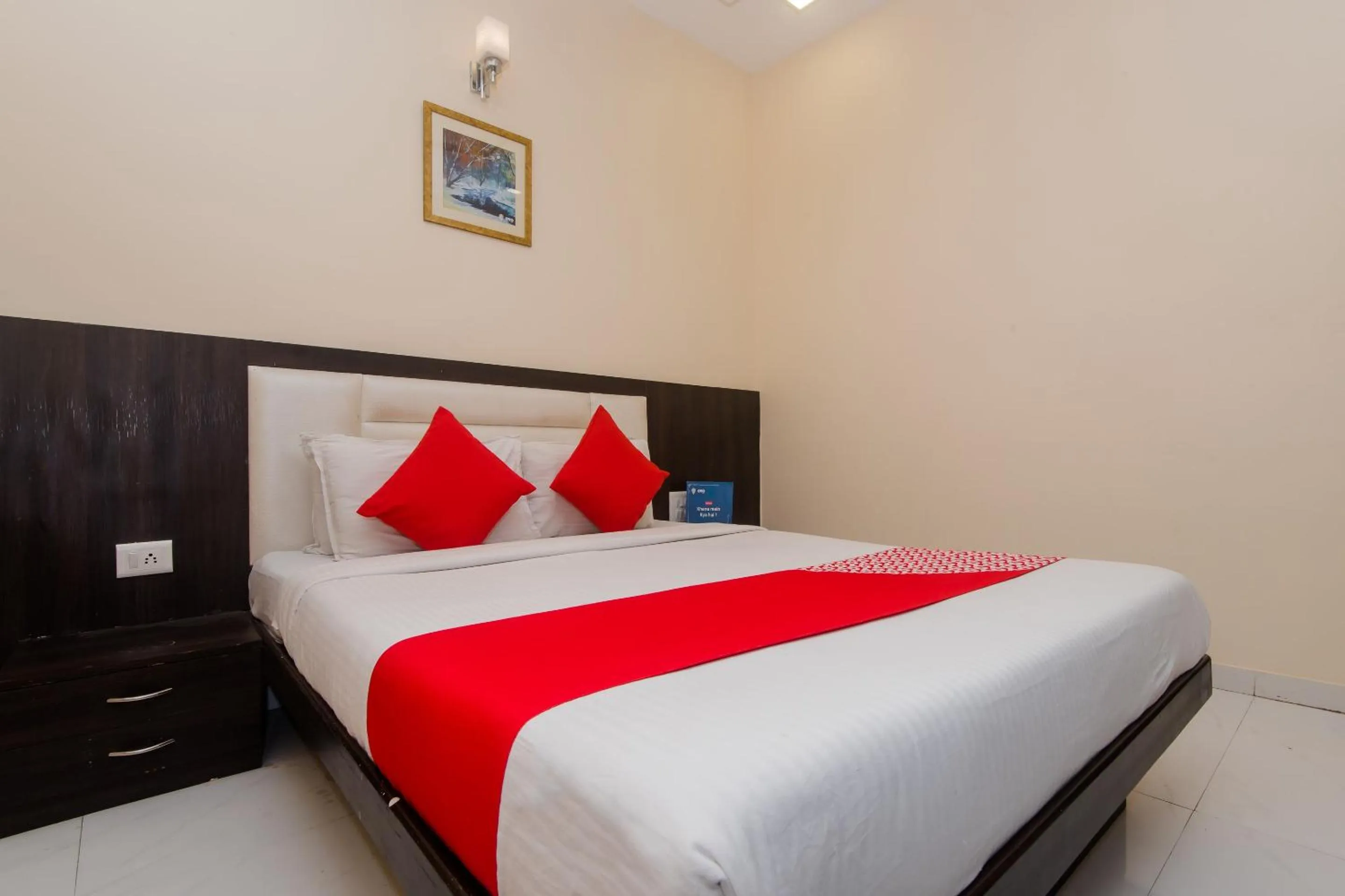 Bedroom in Hotel O Alfa Grand Near Chhatrapati Shivaji International Airport
