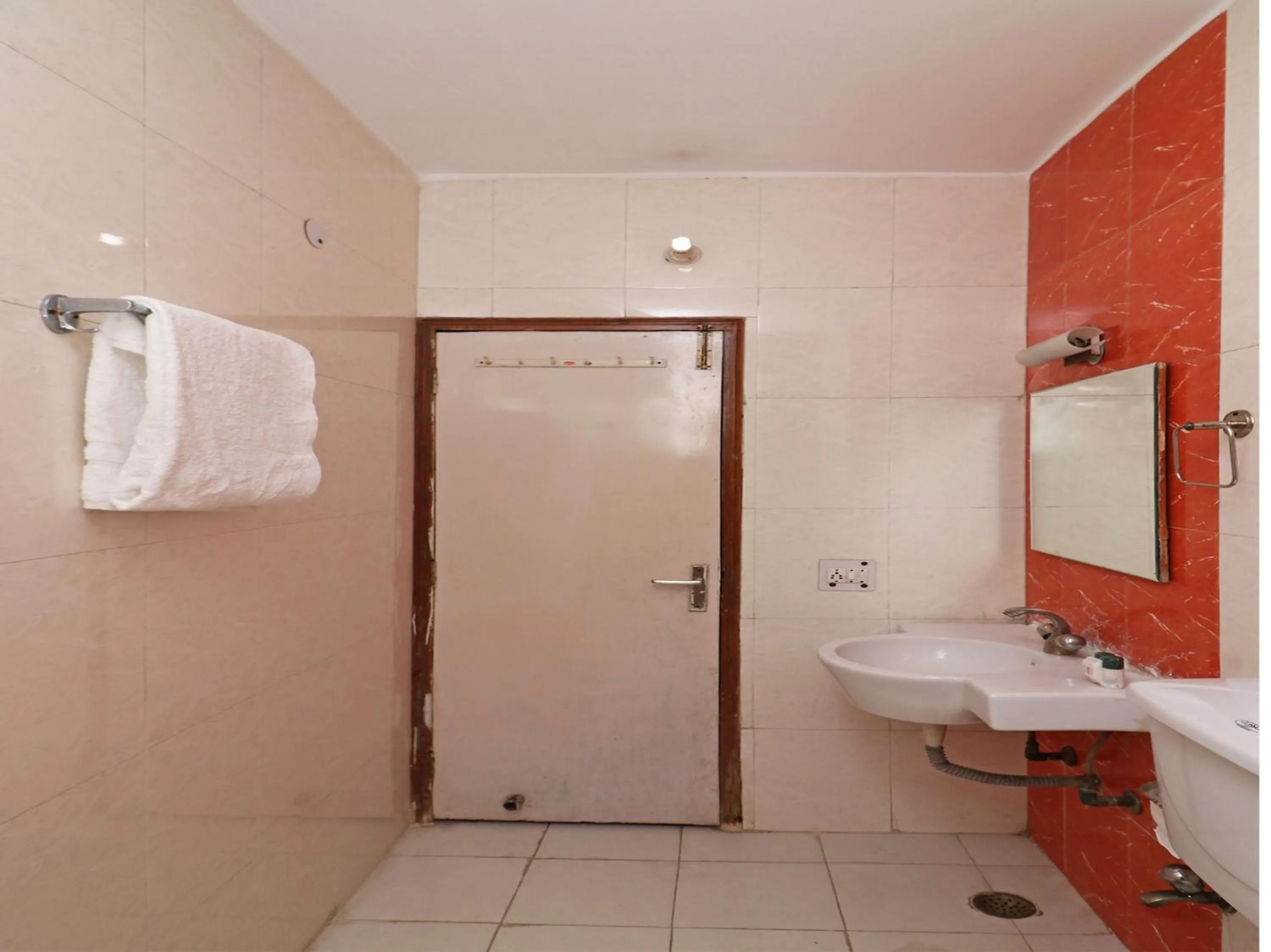 Bathroom in Hotel Akash Palace