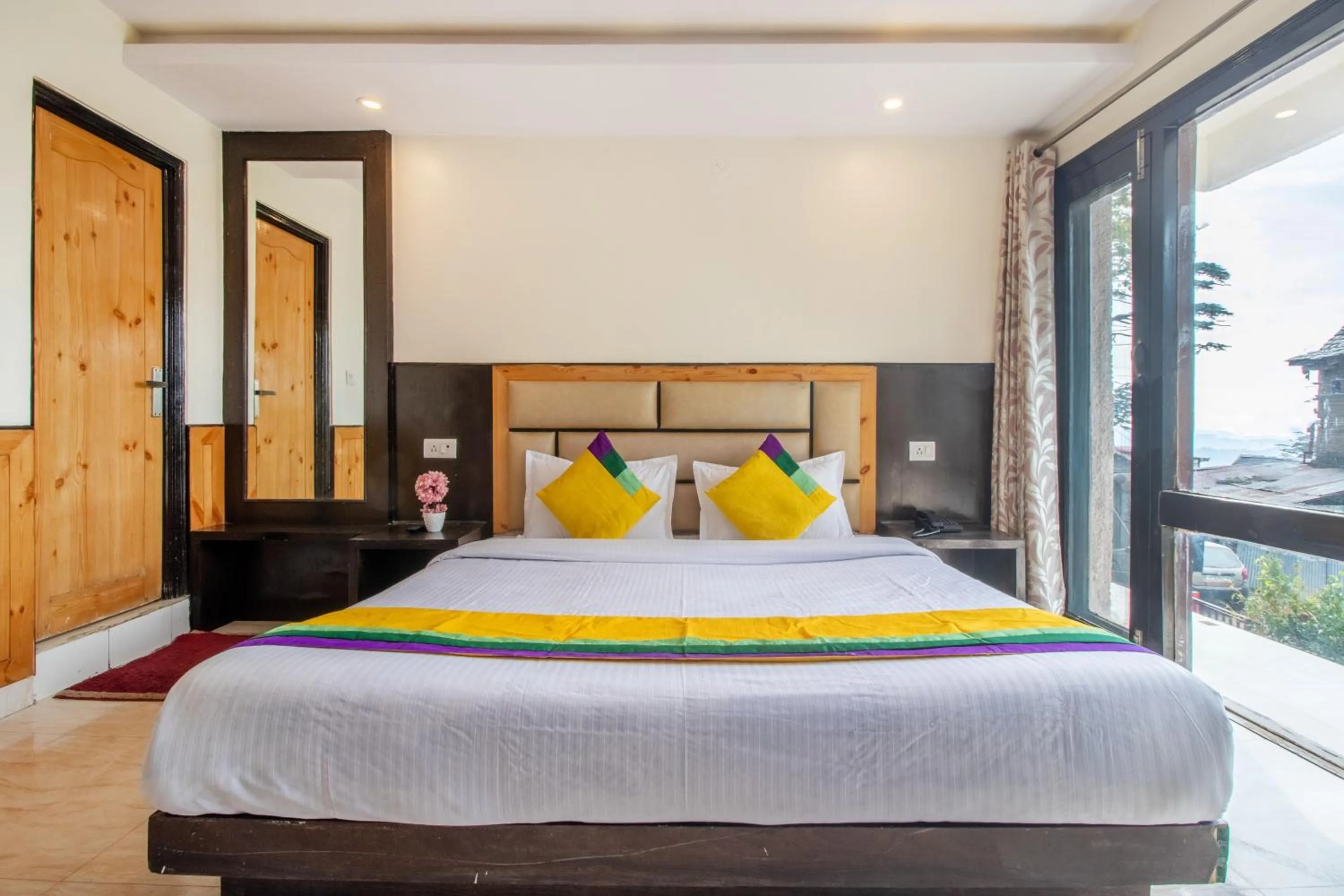 Bedroom, Bed in Itsy Hotels Avantika With Forest View