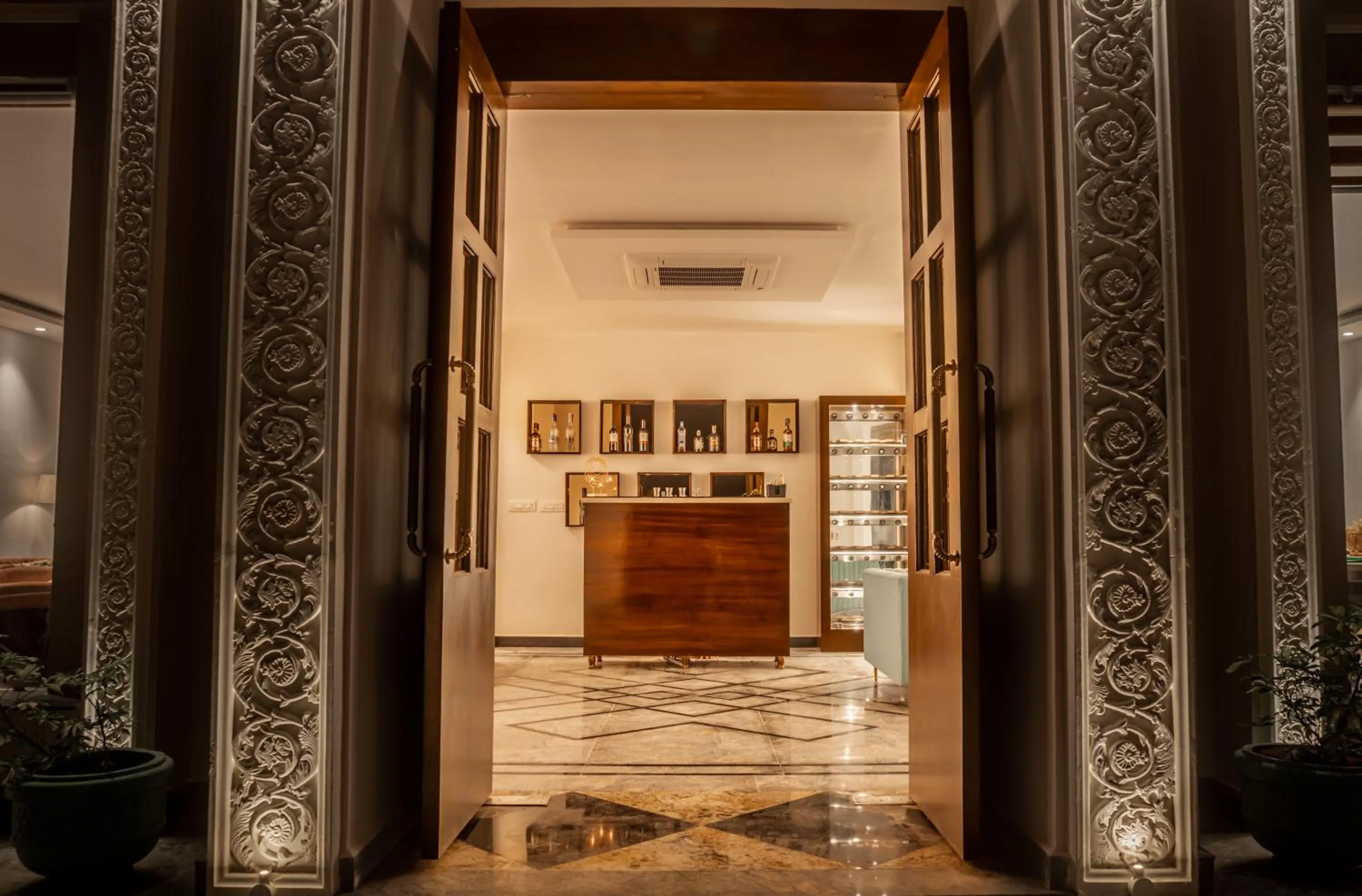 Lounge or bar in Tree of Life Vantara Resort & Spa