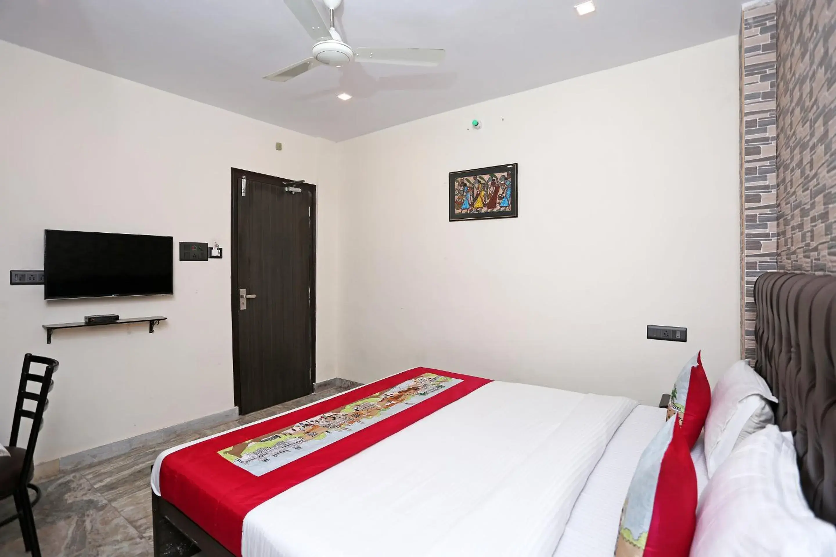 Bedroom, Bed in Super Collection O Church View Near St. Thomas's Church Bedroom, Bed in Super Collection O Church View Near St. Thomas's Church