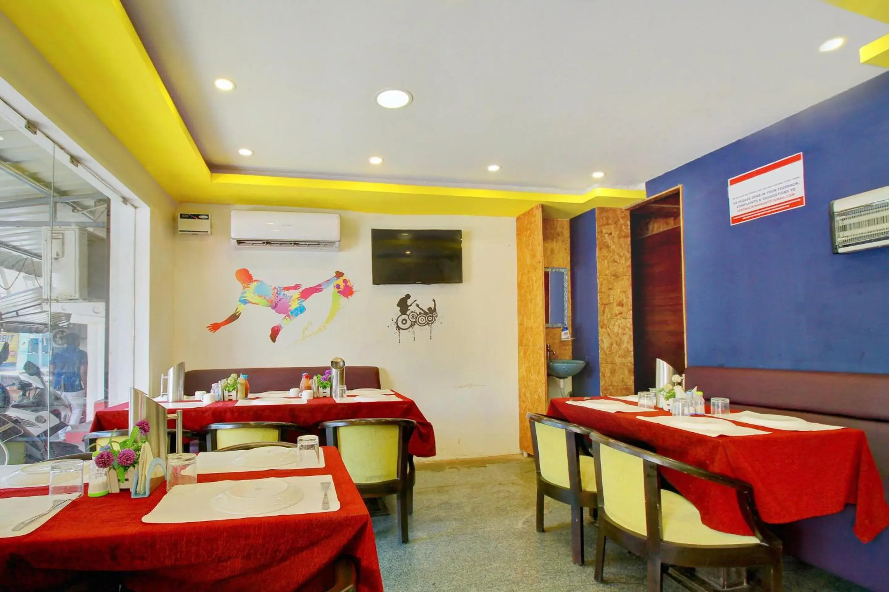 Restaurant/places to eat in Hotel O India Gate Restaurant/places to eat in Hotel O India Gate