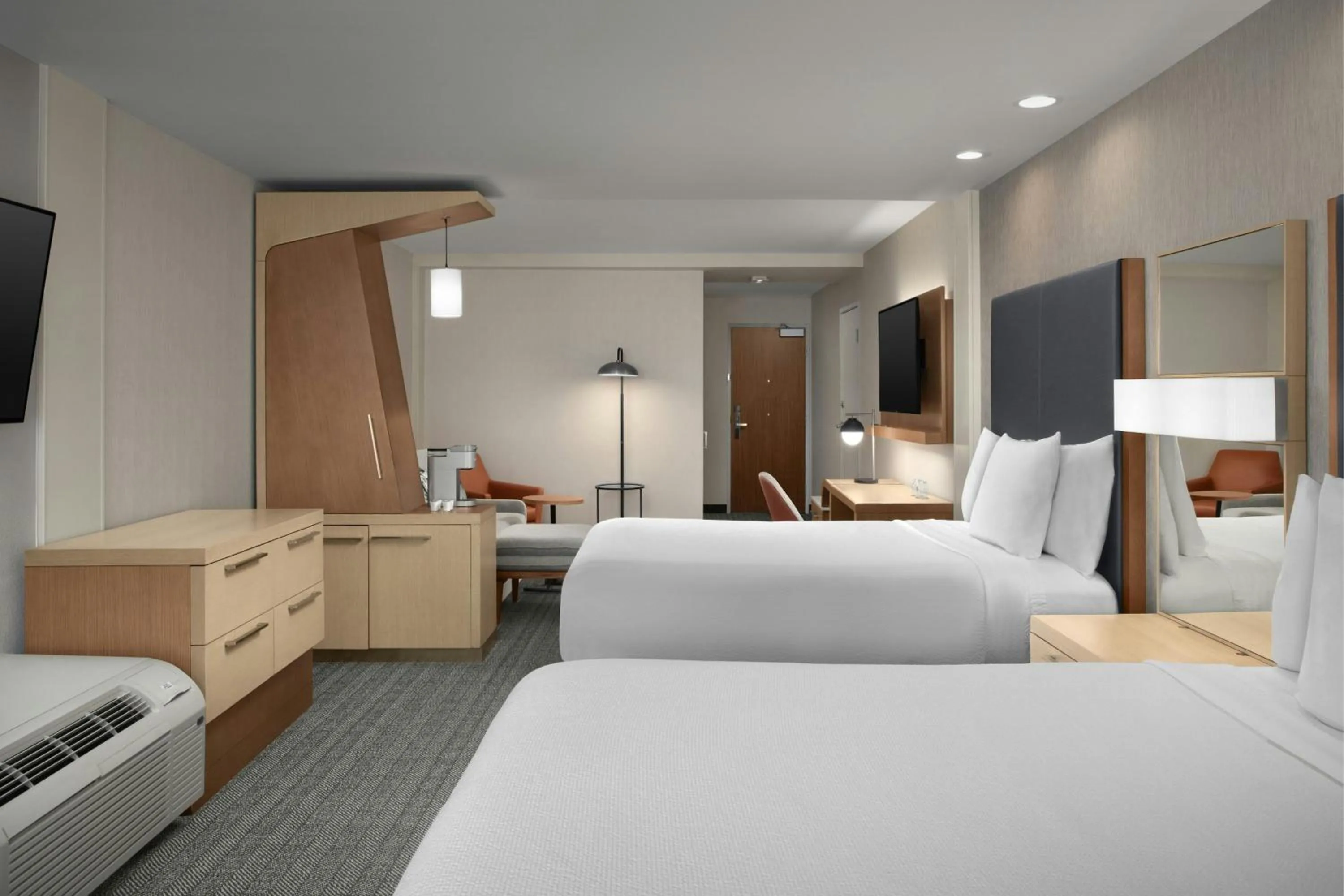 Photo of the whole room, Bed in Courtyard by Marriott El Paso East/I-10