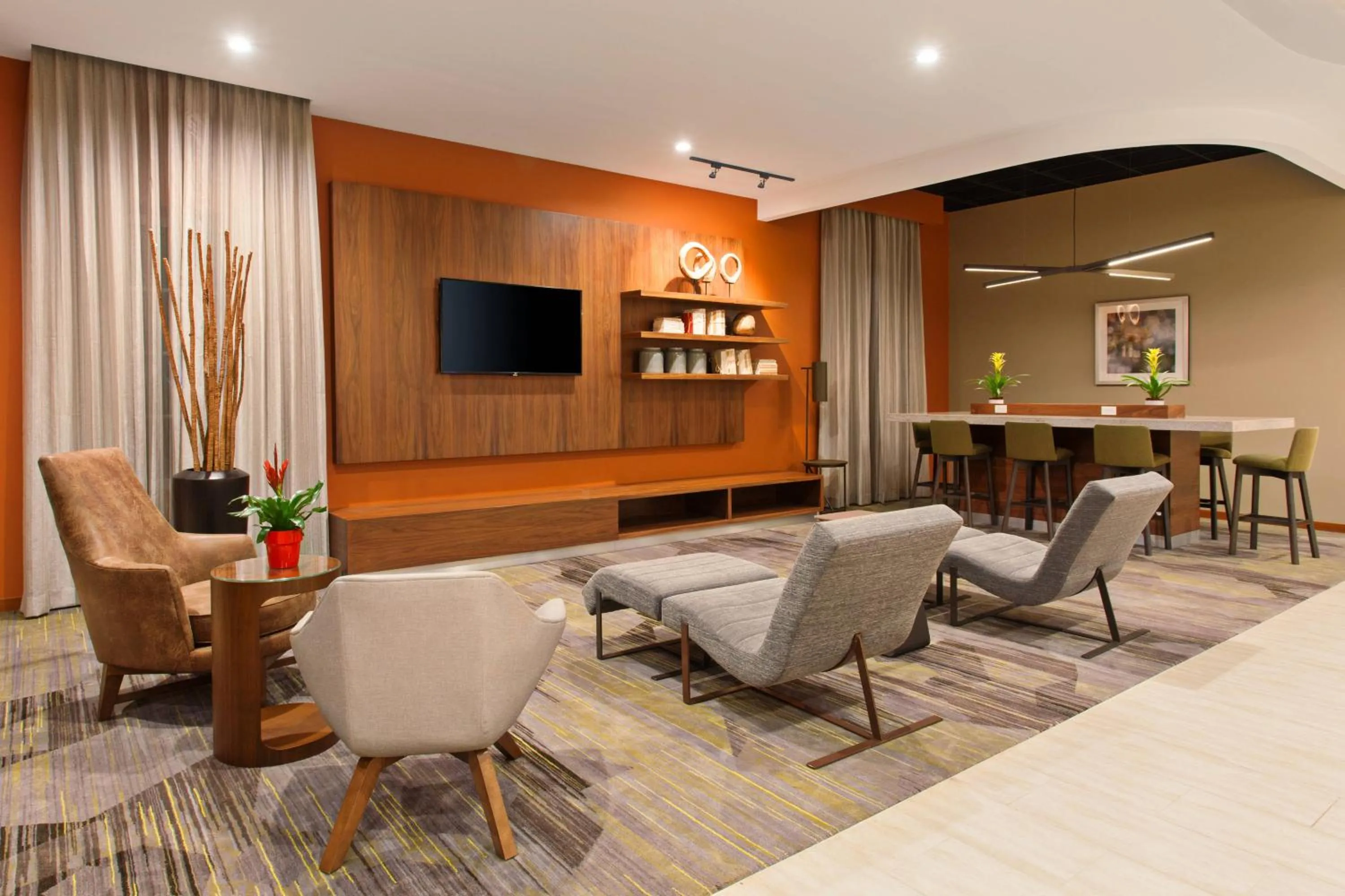 Lounge or bar in Courtyard by Marriott Bonaire Dive Resort