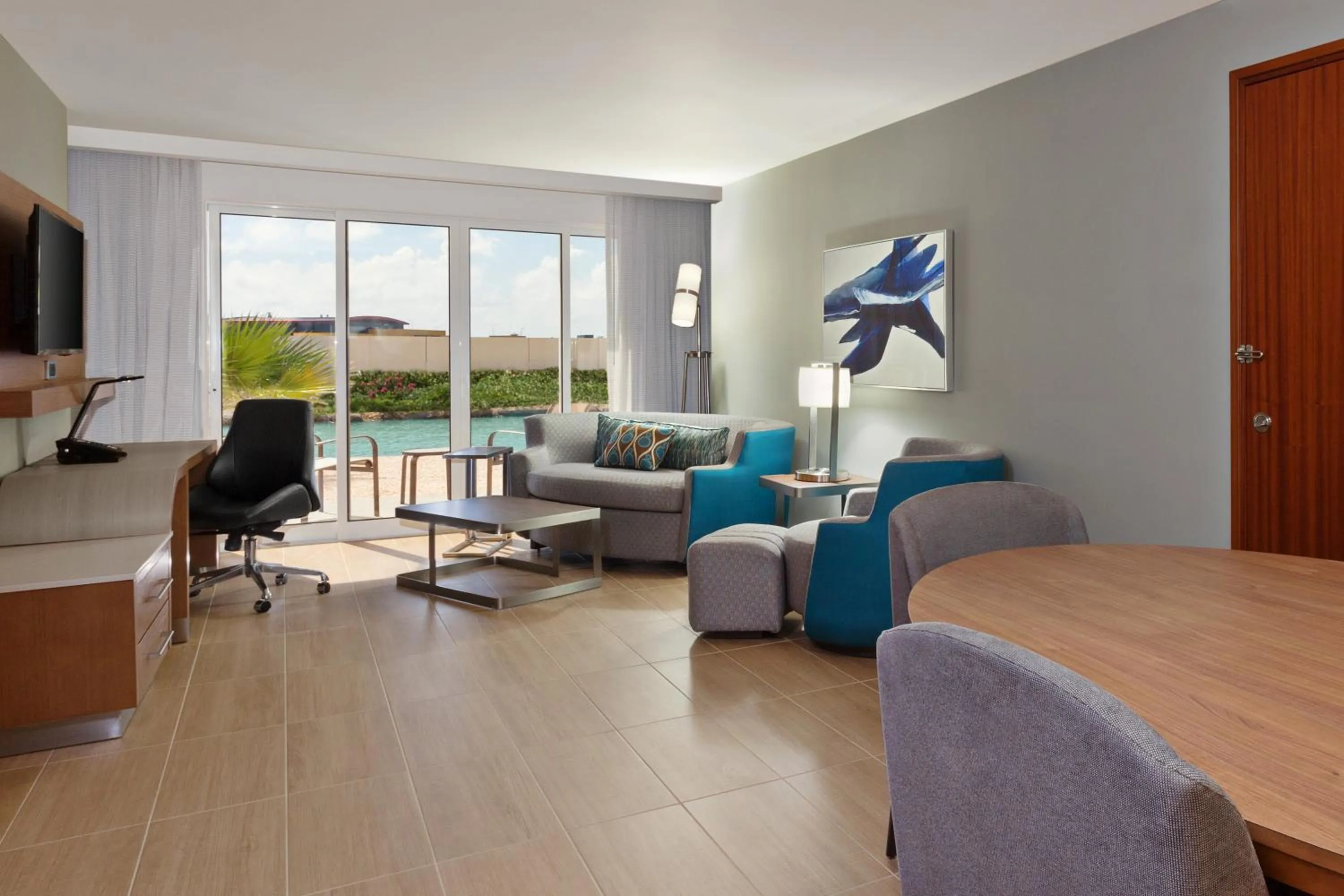 Living room in Courtyard by Marriott Bonaire Dive Resort