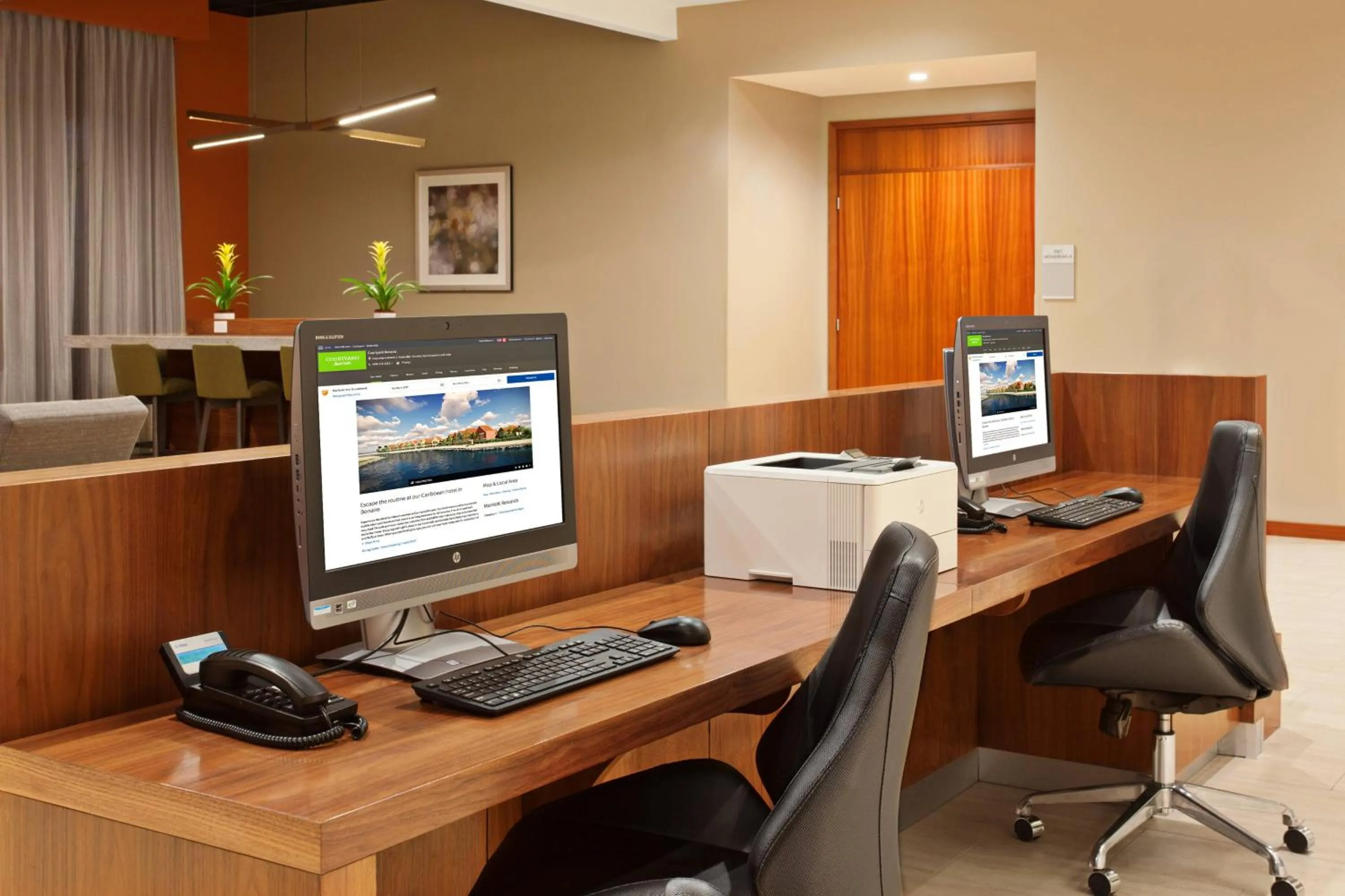 Business facilities in Courtyard by Marriott Bonaire Dive Resort
