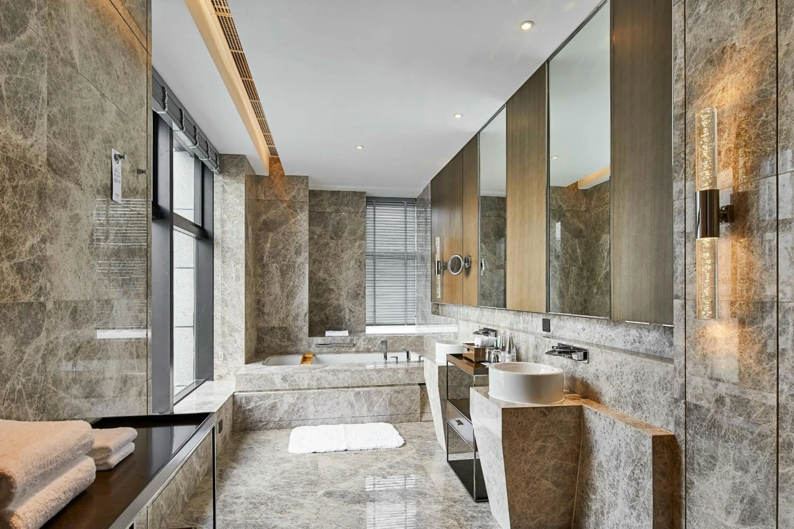 Bathroom in Courtyard by Marriott Xinchang