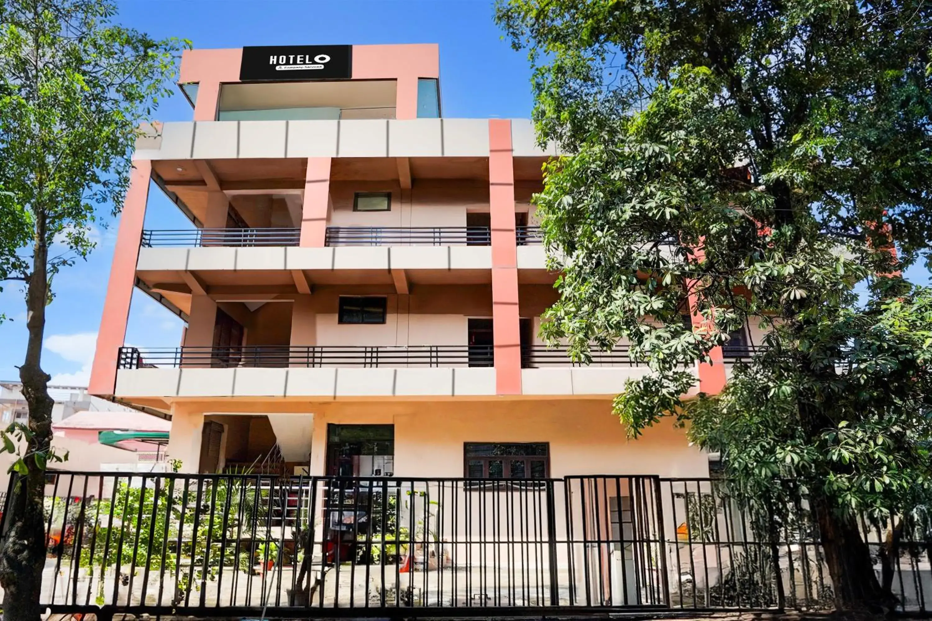 Super Hotel O GMS Road Ballupur Chowk Super Hotel O GMS Road Ballupur Chowk