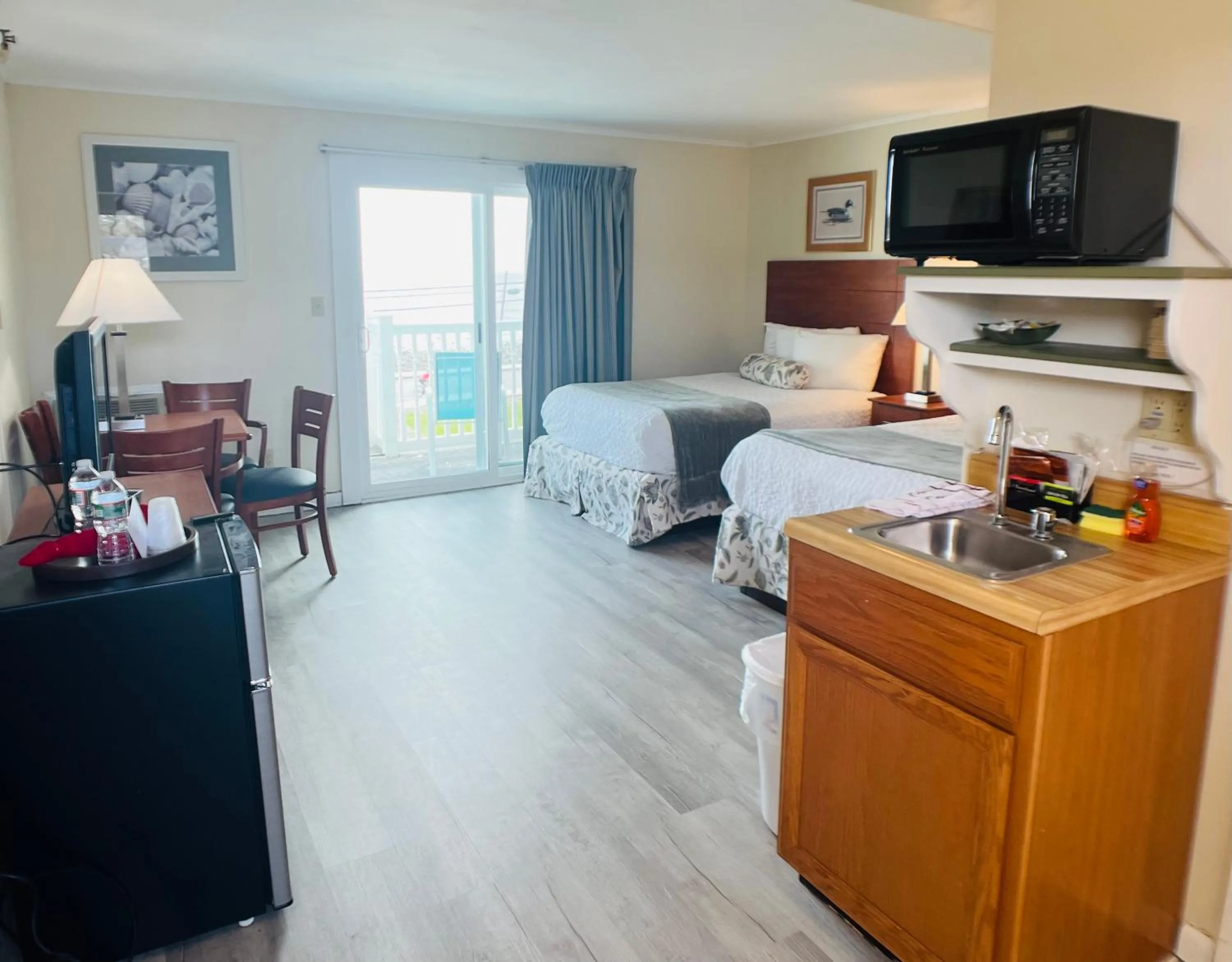 Double Room with Balcony in Sunrise Motel