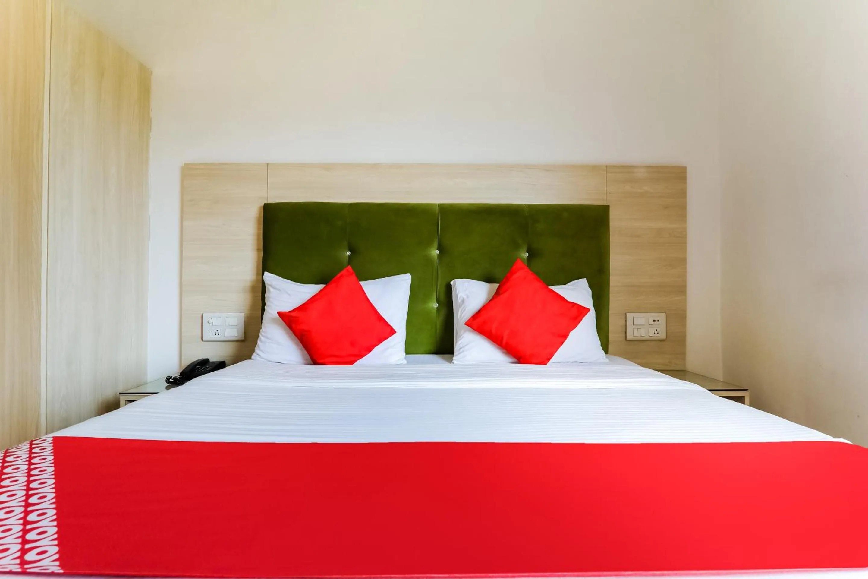 Bedroom in Super Hotel O Resort Sita Kiran