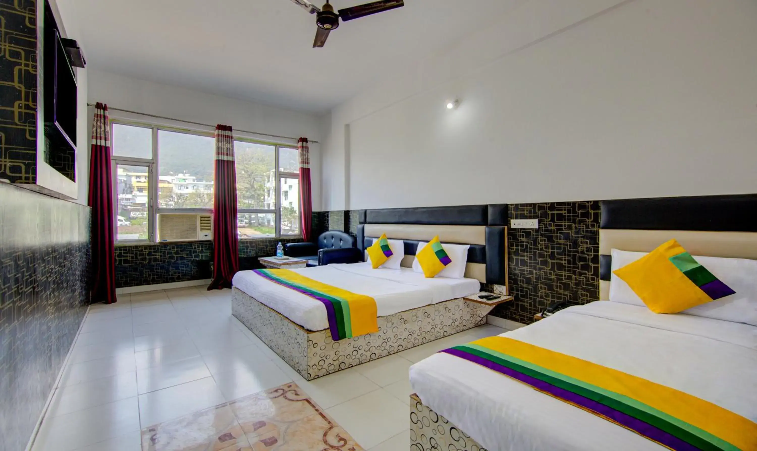 Bedroom, Bed in Itsy Hotels Satya Shree Bedroom, Bed in Itsy Hotels Satya Shree
