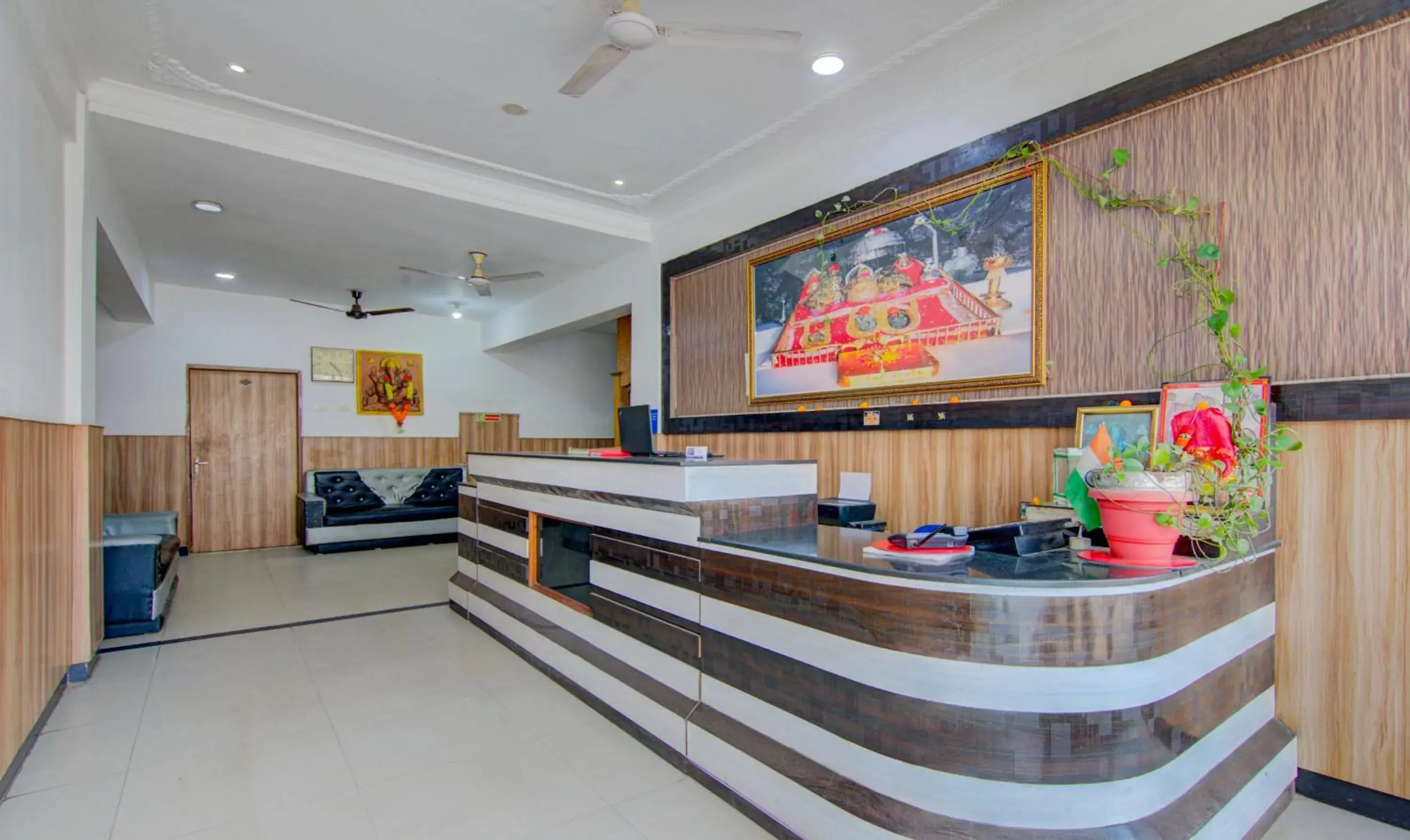 Lobby or reception in Itsy Hotels Satya Shree Lobby or reception in Itsy Hotels Satya Shree