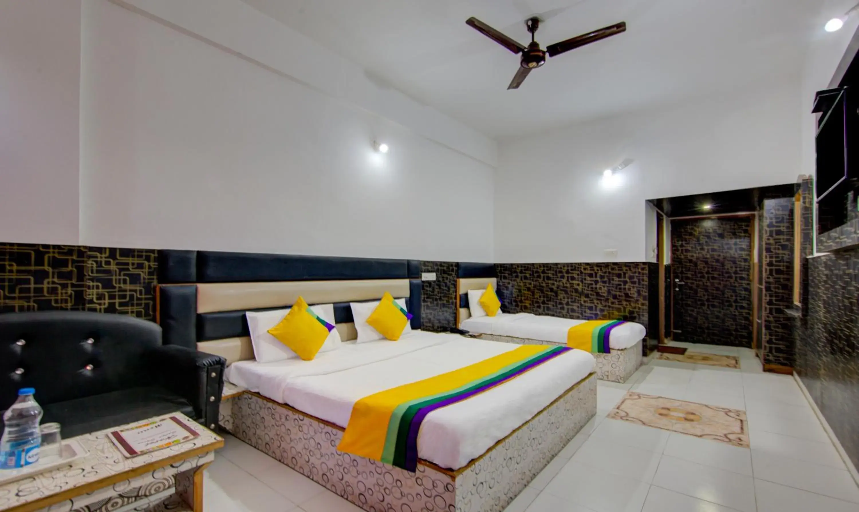 Bedroom, Bed in Itsy Hotels Satya Shree Bedroom, Bed in Itsy Hotels Satya Shree