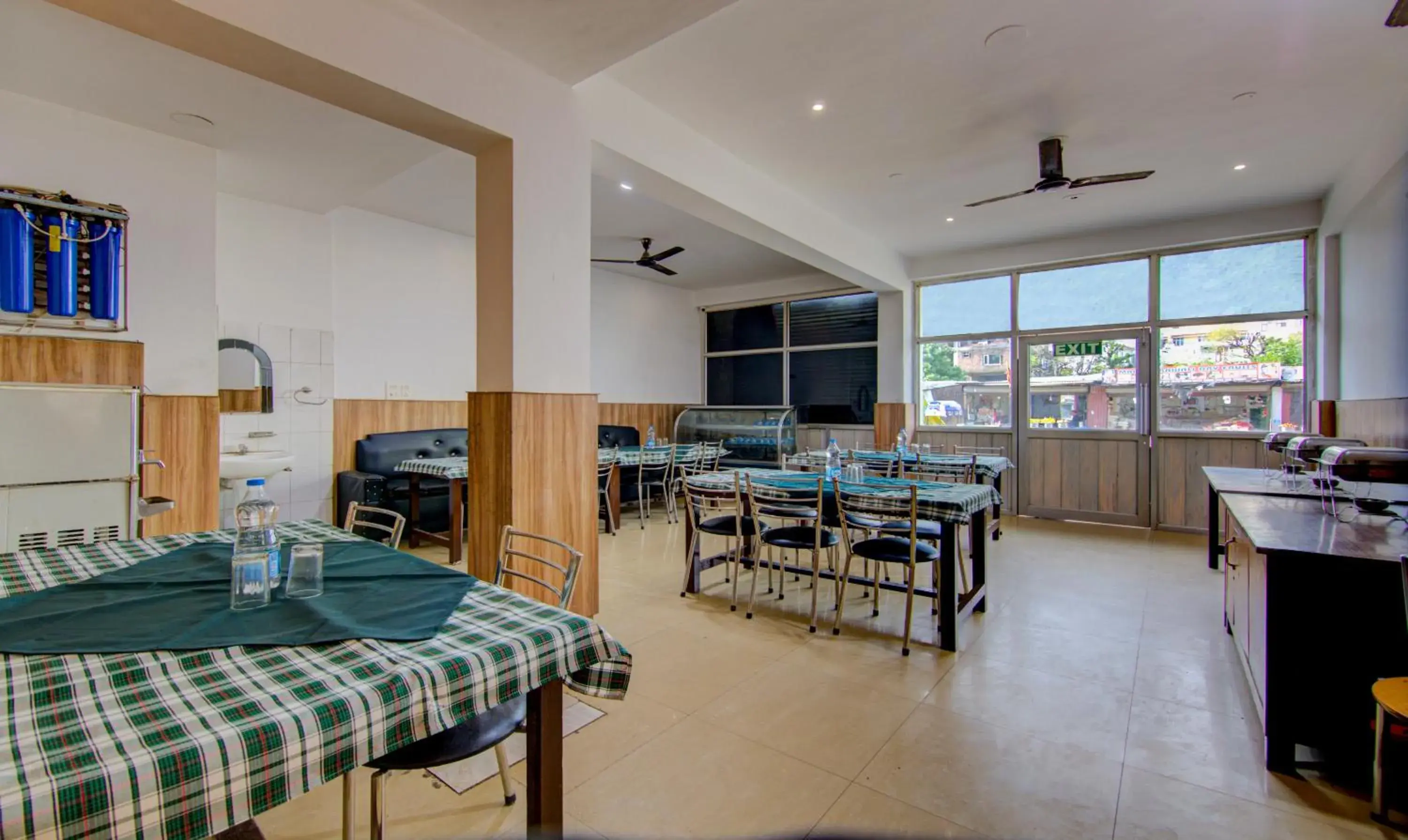 Restaurant/places to eat in Itsy Hotels Satya Shree Restaurant/places to eat in Itsy Hotels Satya Shree