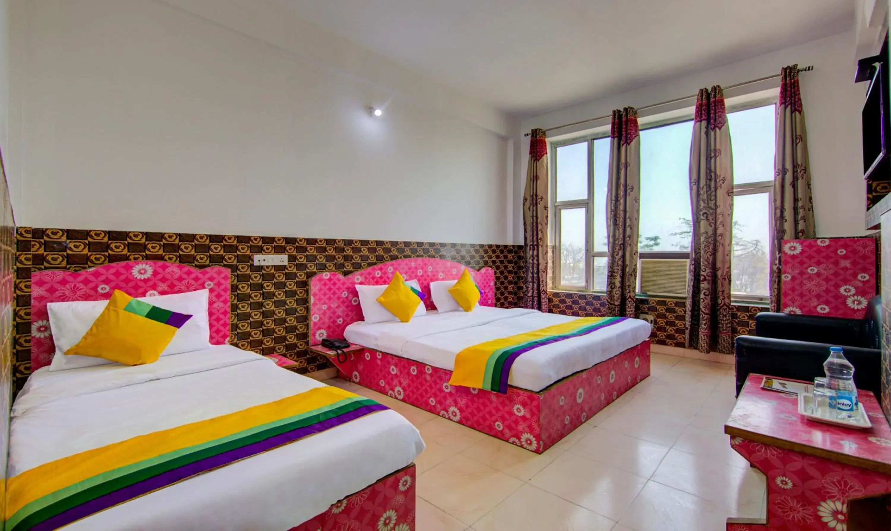 Bedroom, Bed in Itsy Hotels Satya Shree Bedroom, Bed in Itsy Hotels Satya Shree