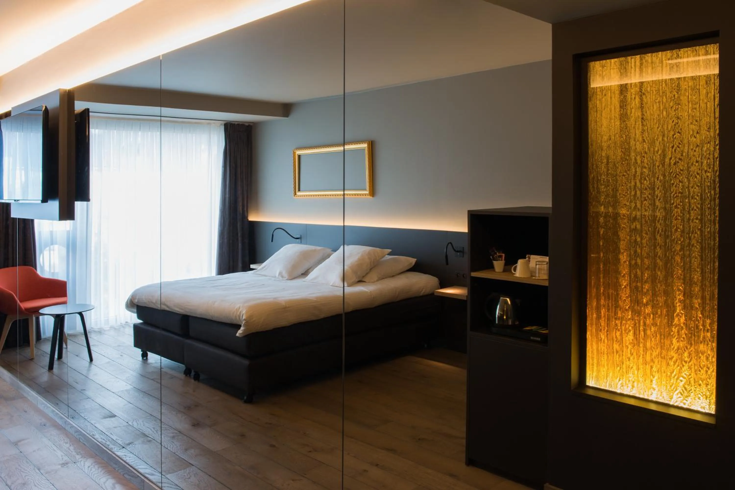 Photo of the whole room, Bed in Le Florentin