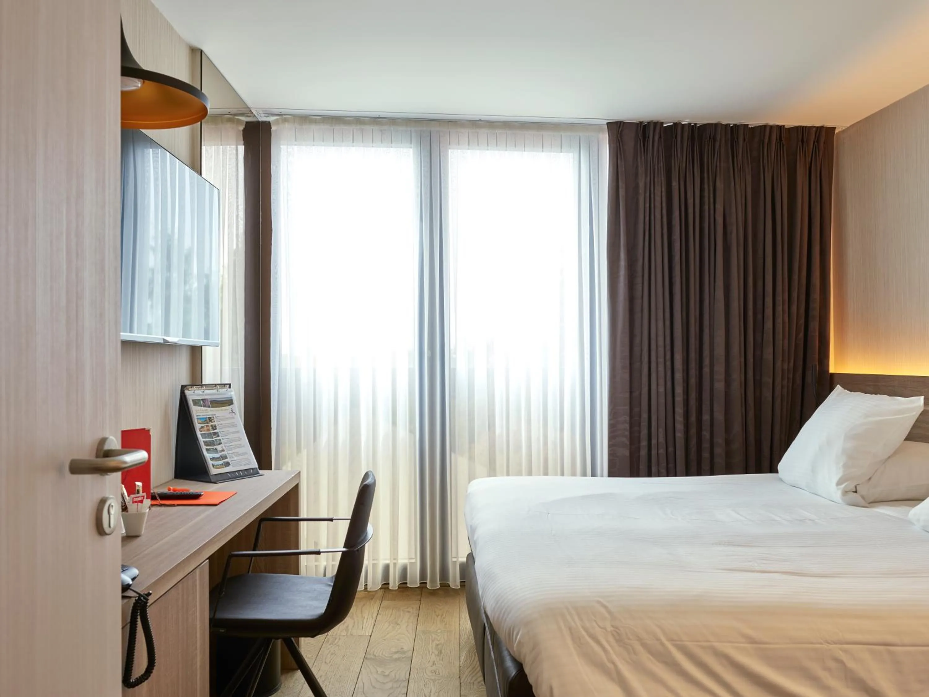 Bedroom, Bed in Le Florentin