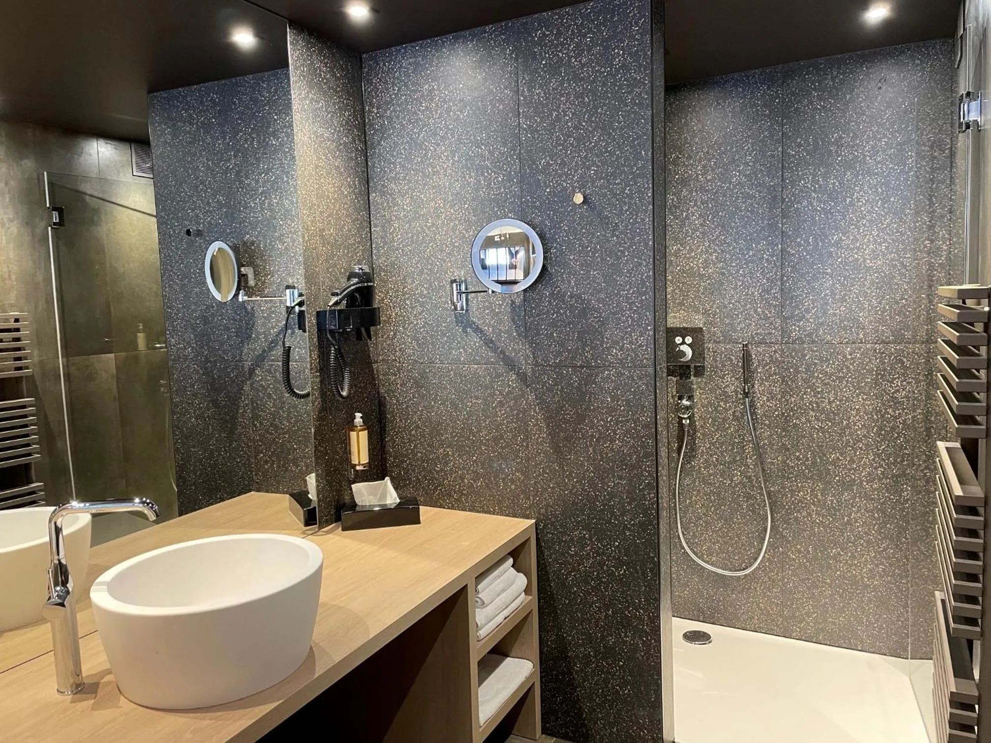 Bathroom in Le Florentin