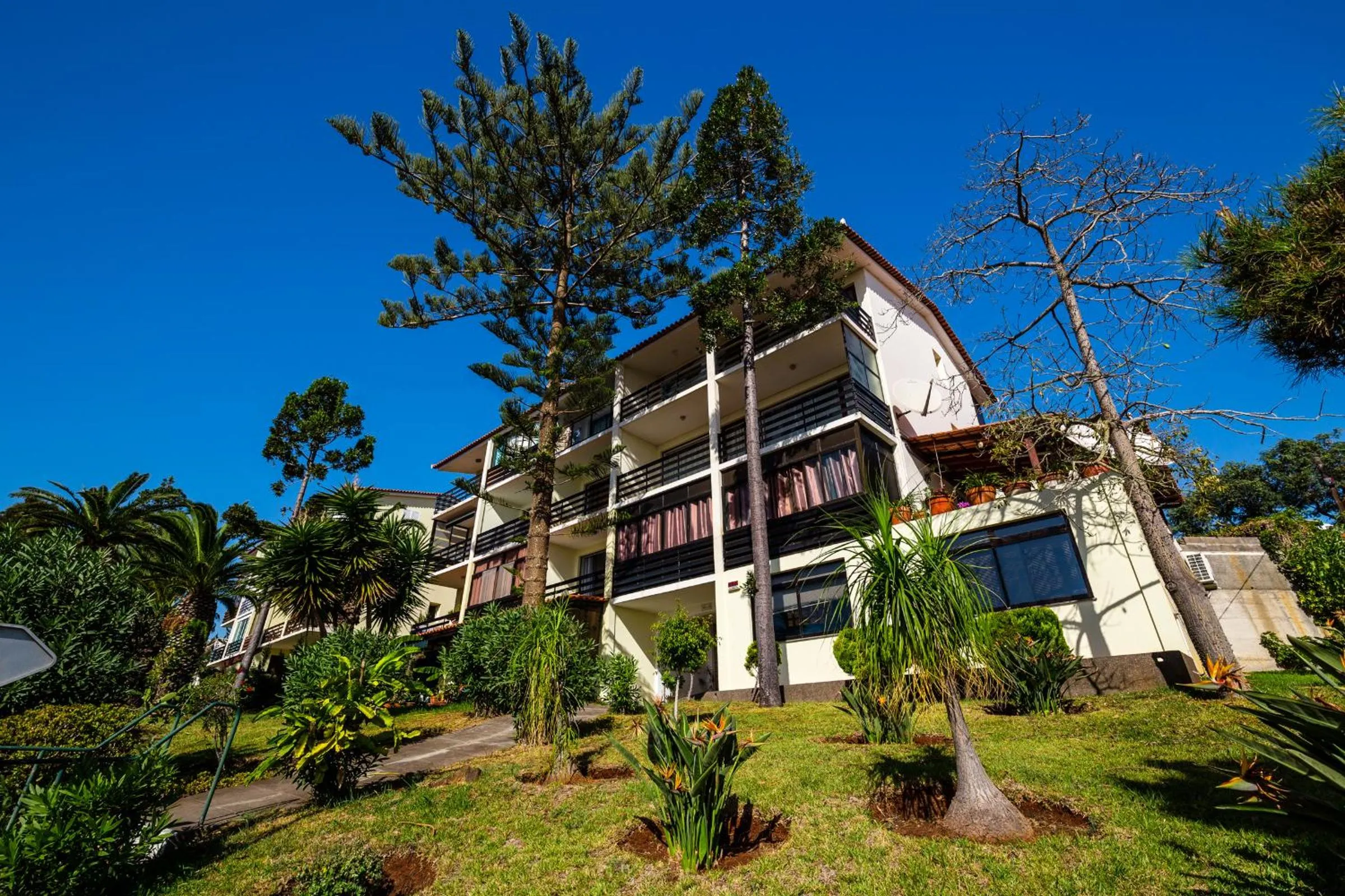 Property building in Vista Oceano II