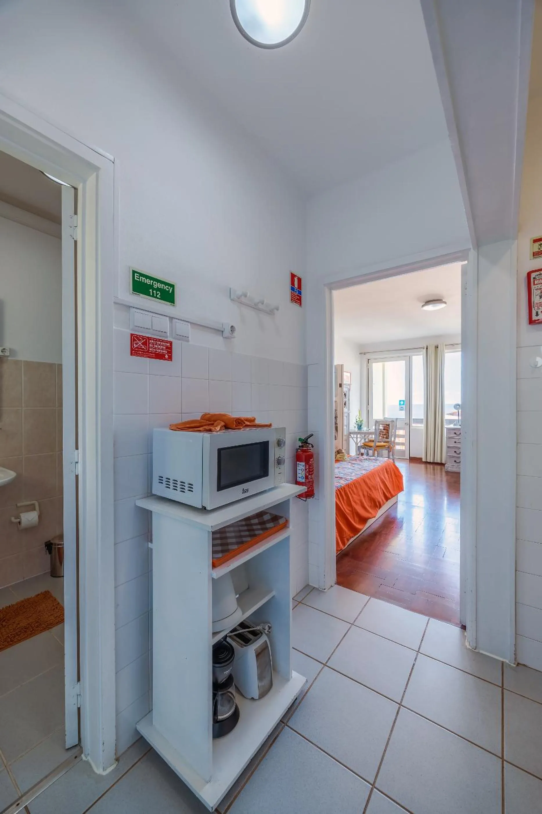 Kitchen or kitchenette, Bed in Vista Oceano II