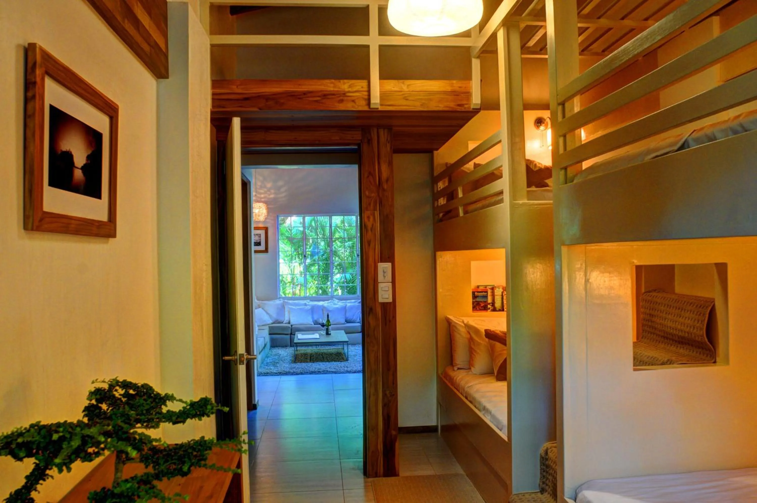 bunk bed, Bed in Moana Surf Resort