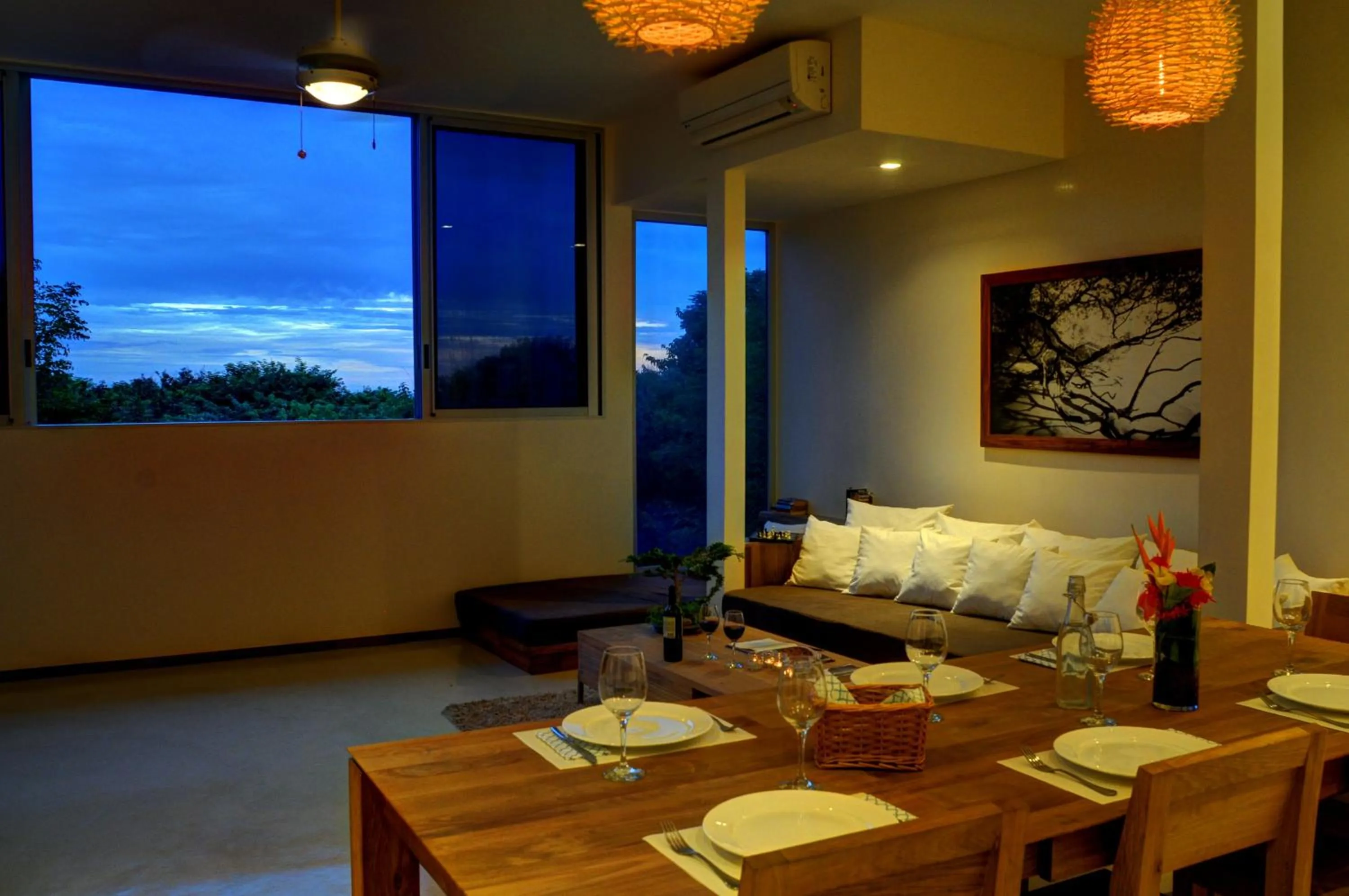 TV and multimedia in Moana Surf Resort