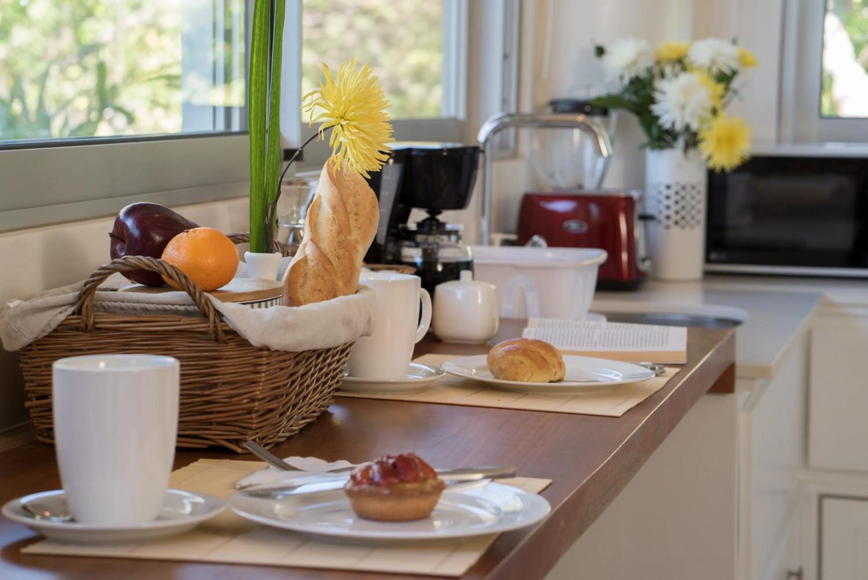 Breakfast in Moana Surf Resort