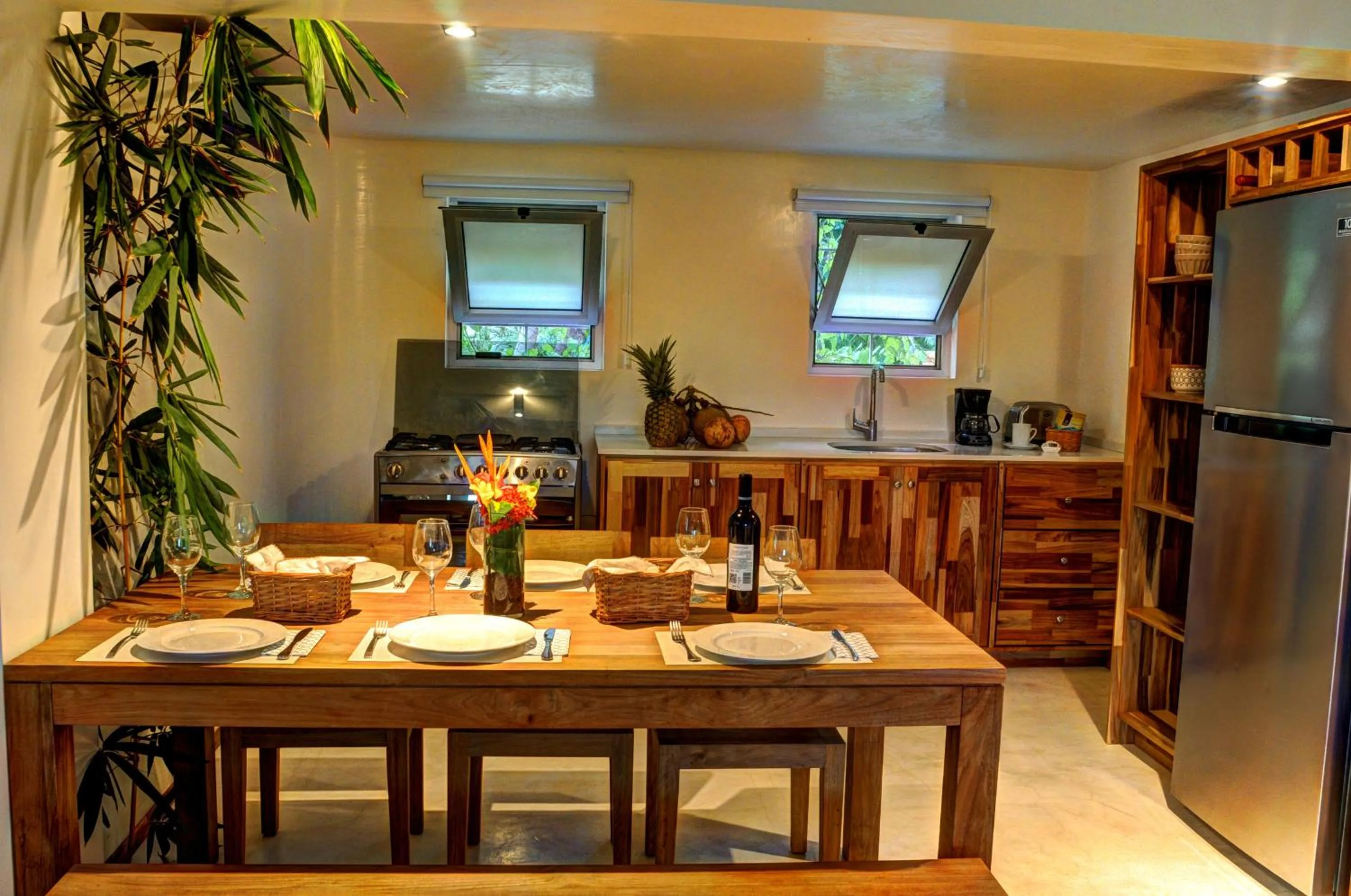Kitchen or kitchenette in Moana Surf Resort