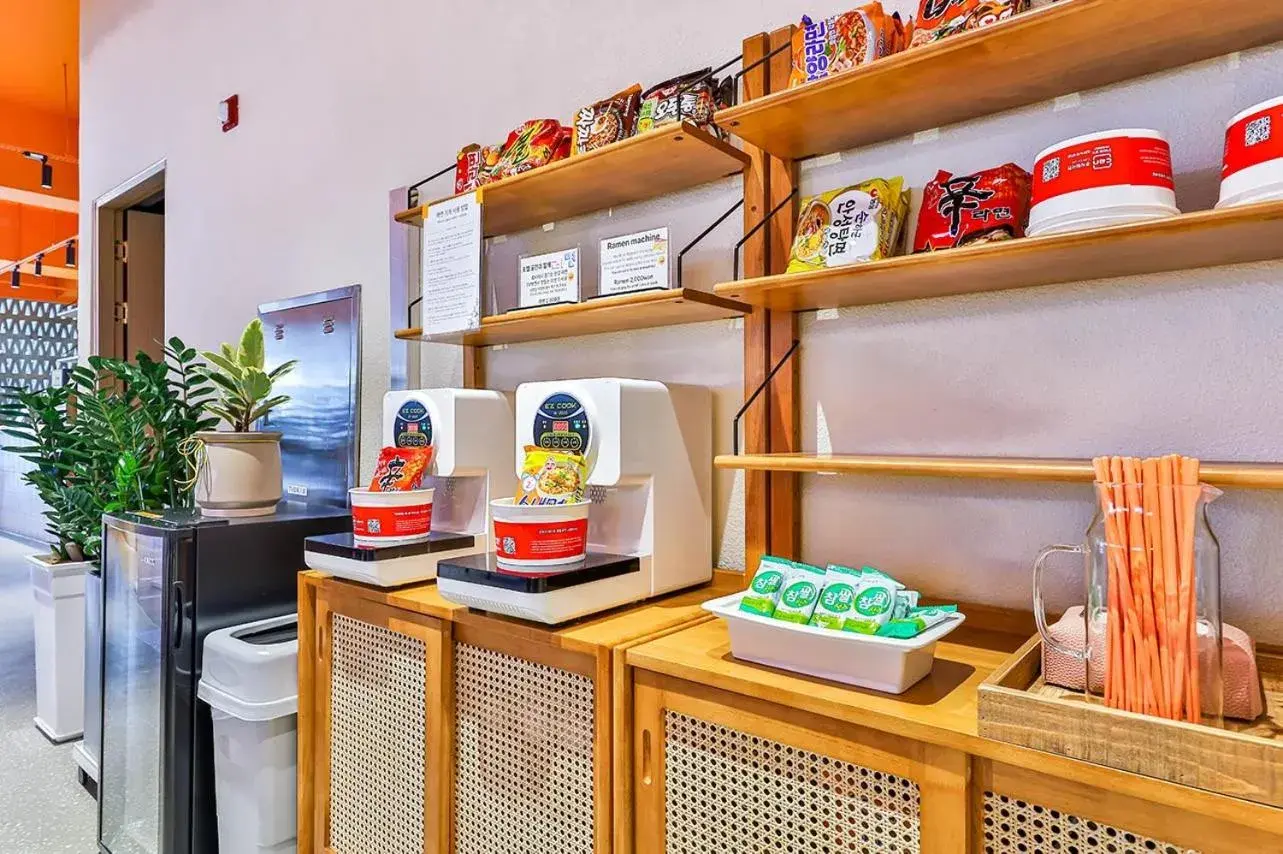 Breakfast in Gyeongju Hotel Gonggan Breakfast in Gyeongju Hotel Gonggan