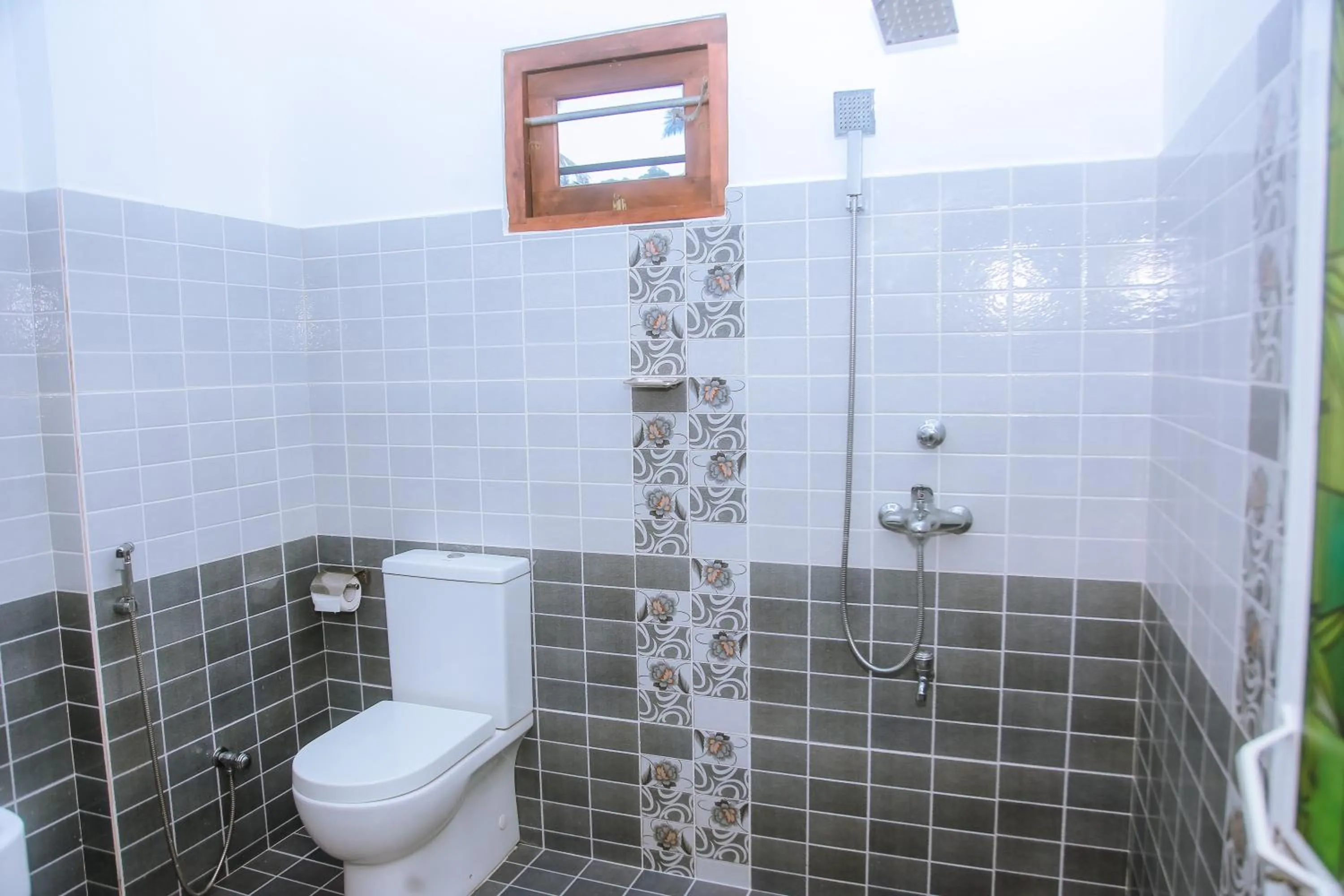 Bathroom in Brave resort Mirissa