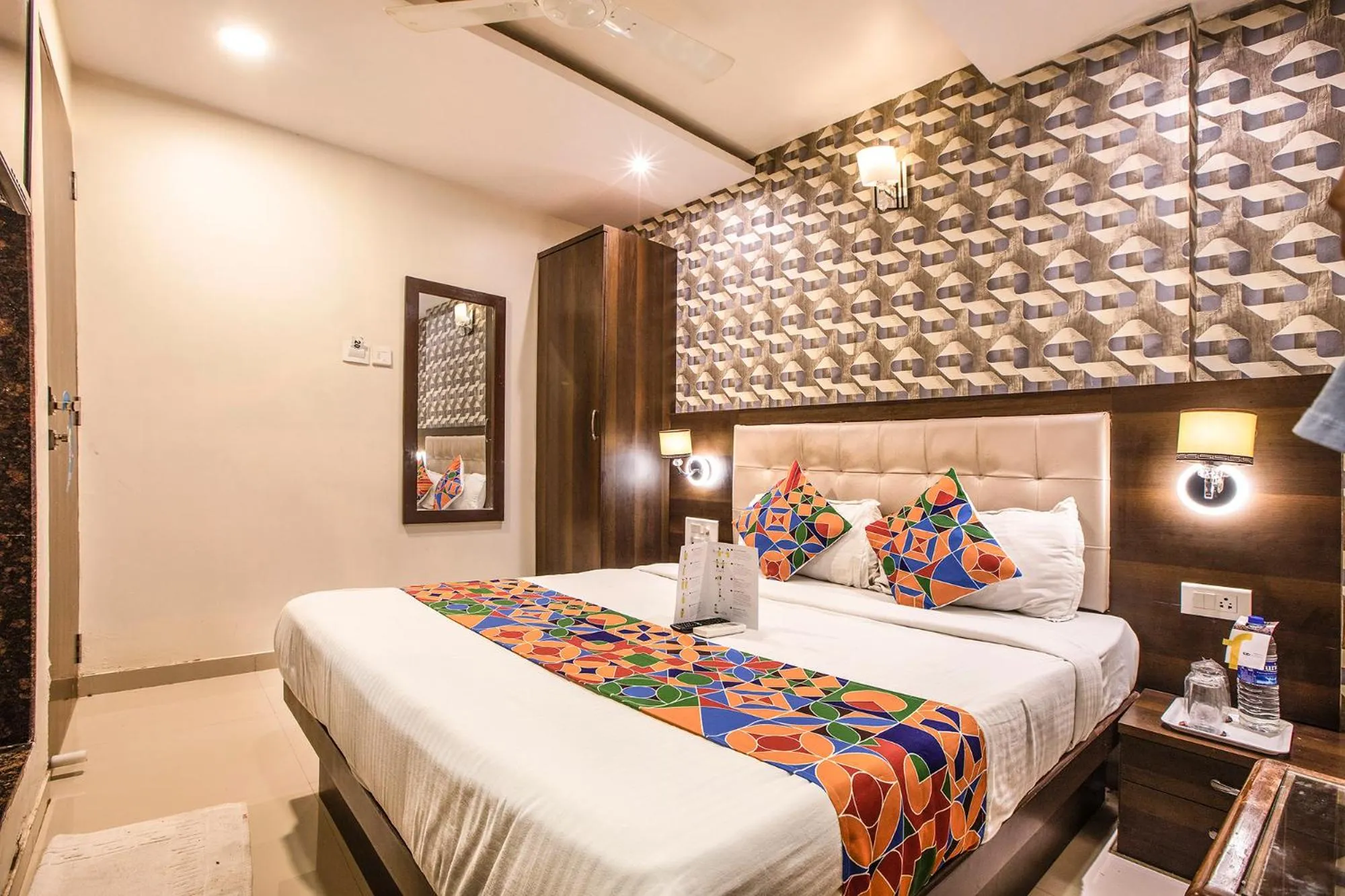 Bedroom, Bed in Hygienic Hotel Liberty Plaza