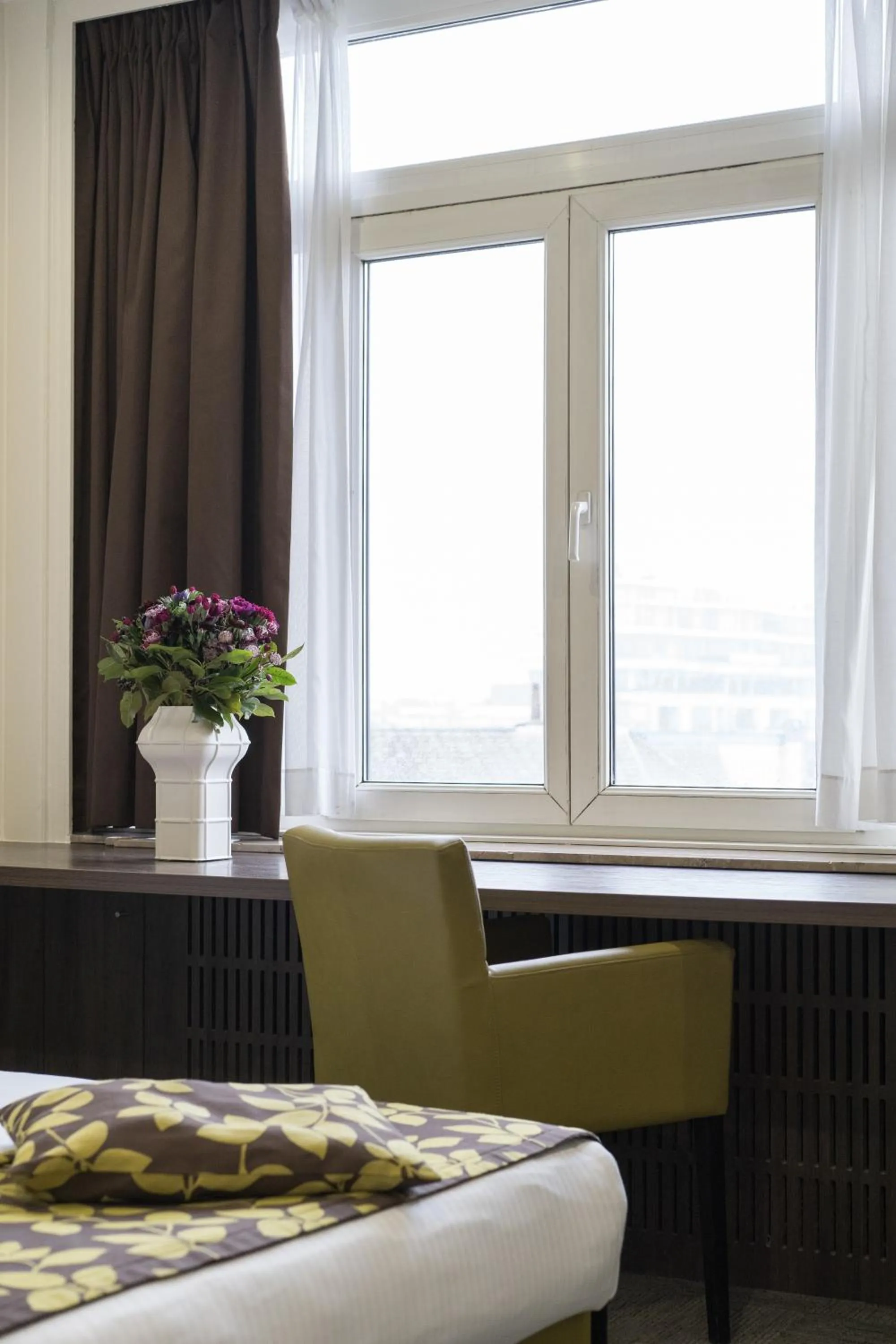 Bed in Hotel Chambord