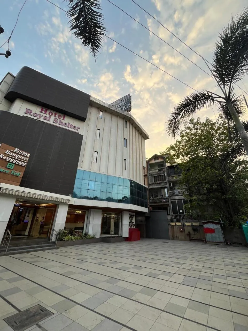 Property building in Hotel Royal Shelter