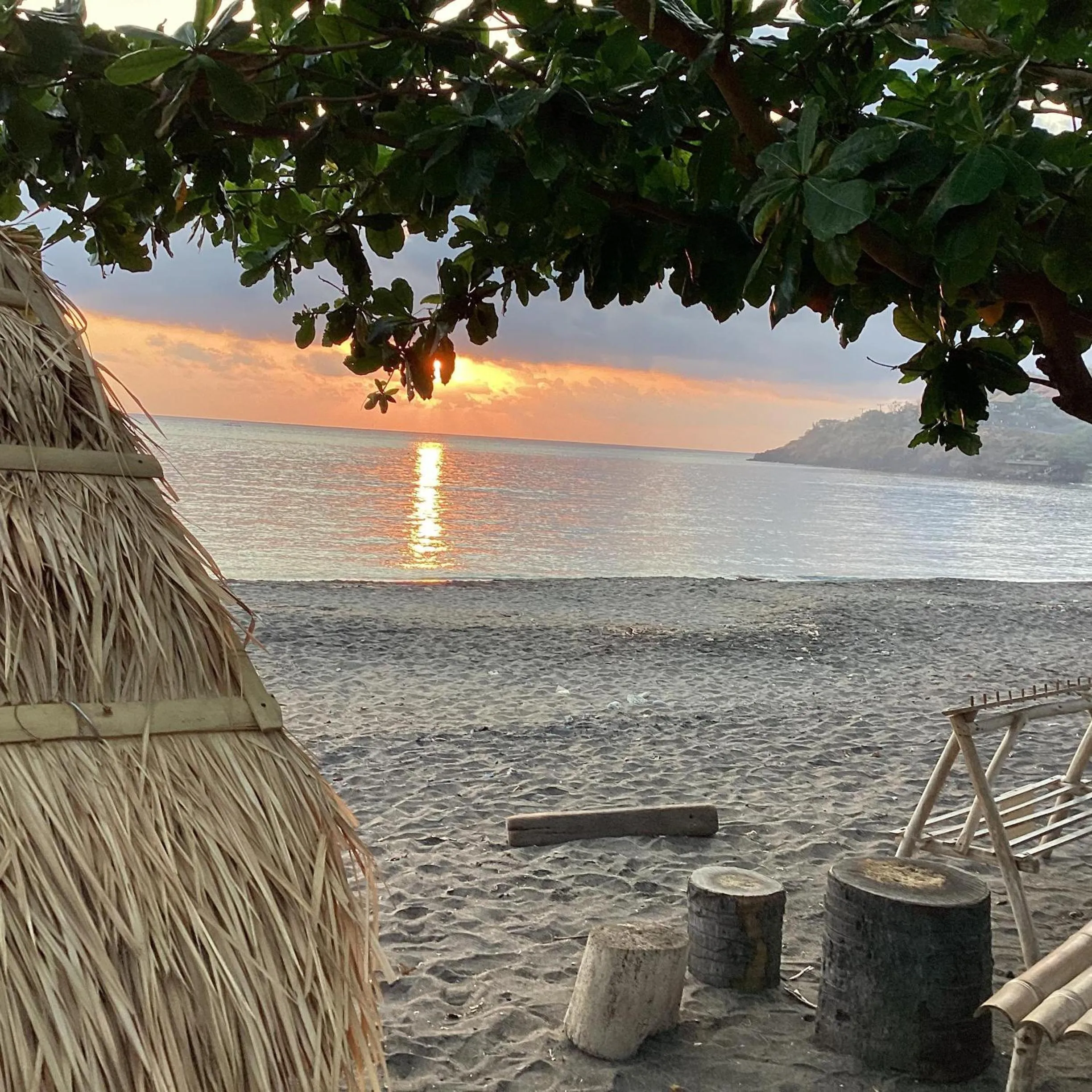 Restaurant/places to eat in Bintang Beach Villa