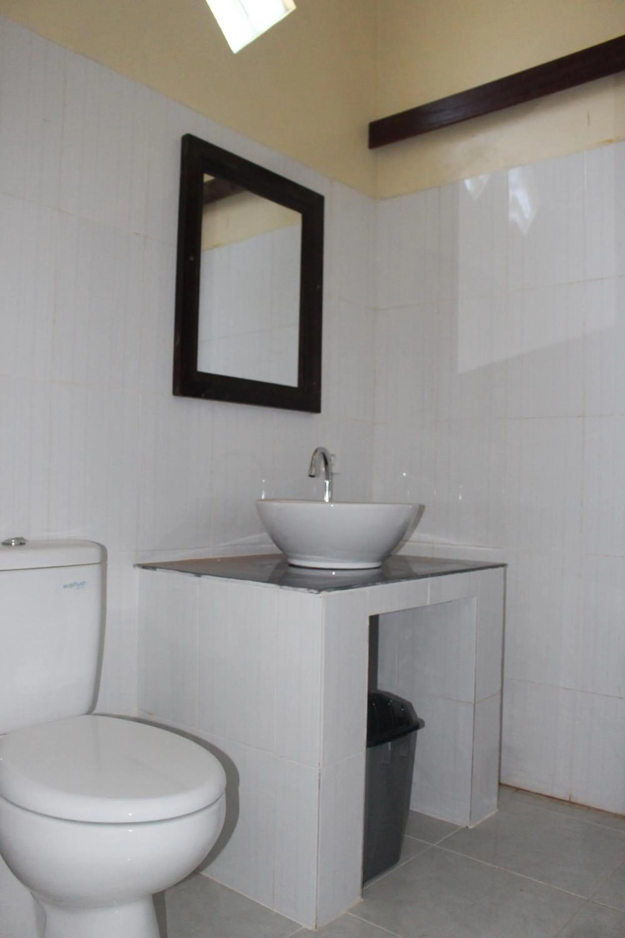 Toilet in Bintang Beach Villa