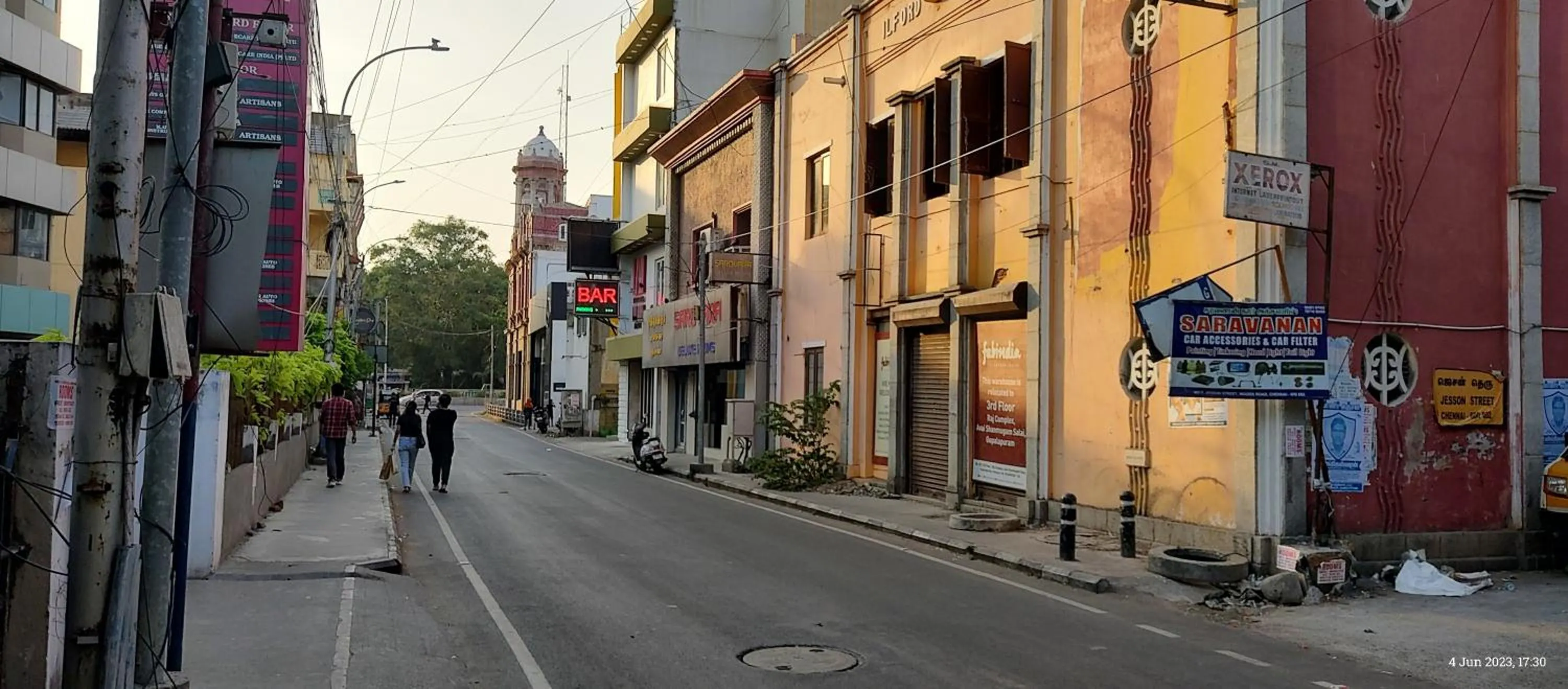 Day in Sarovara Deluxe Rooms