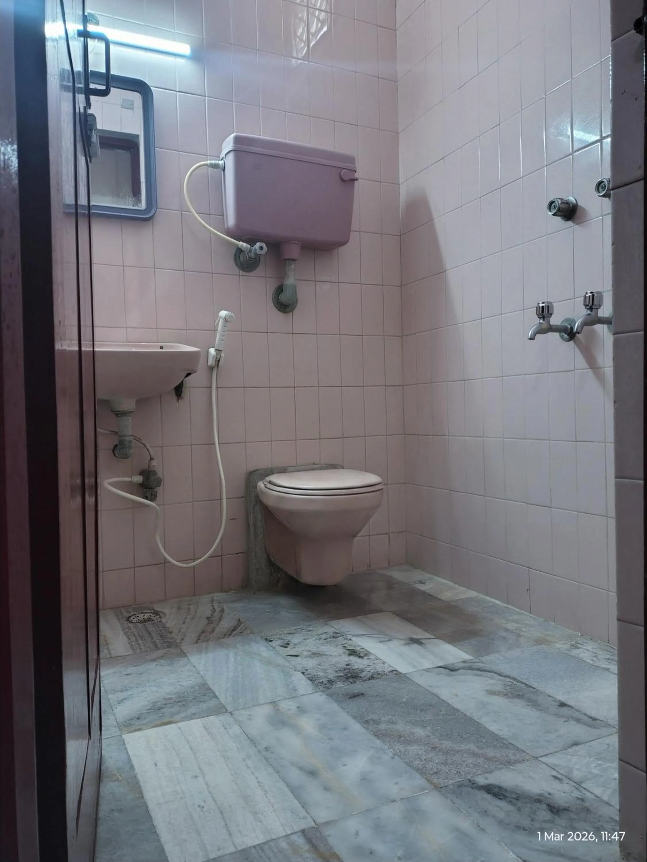 Toilet in Sarovara Deluxe Rooms