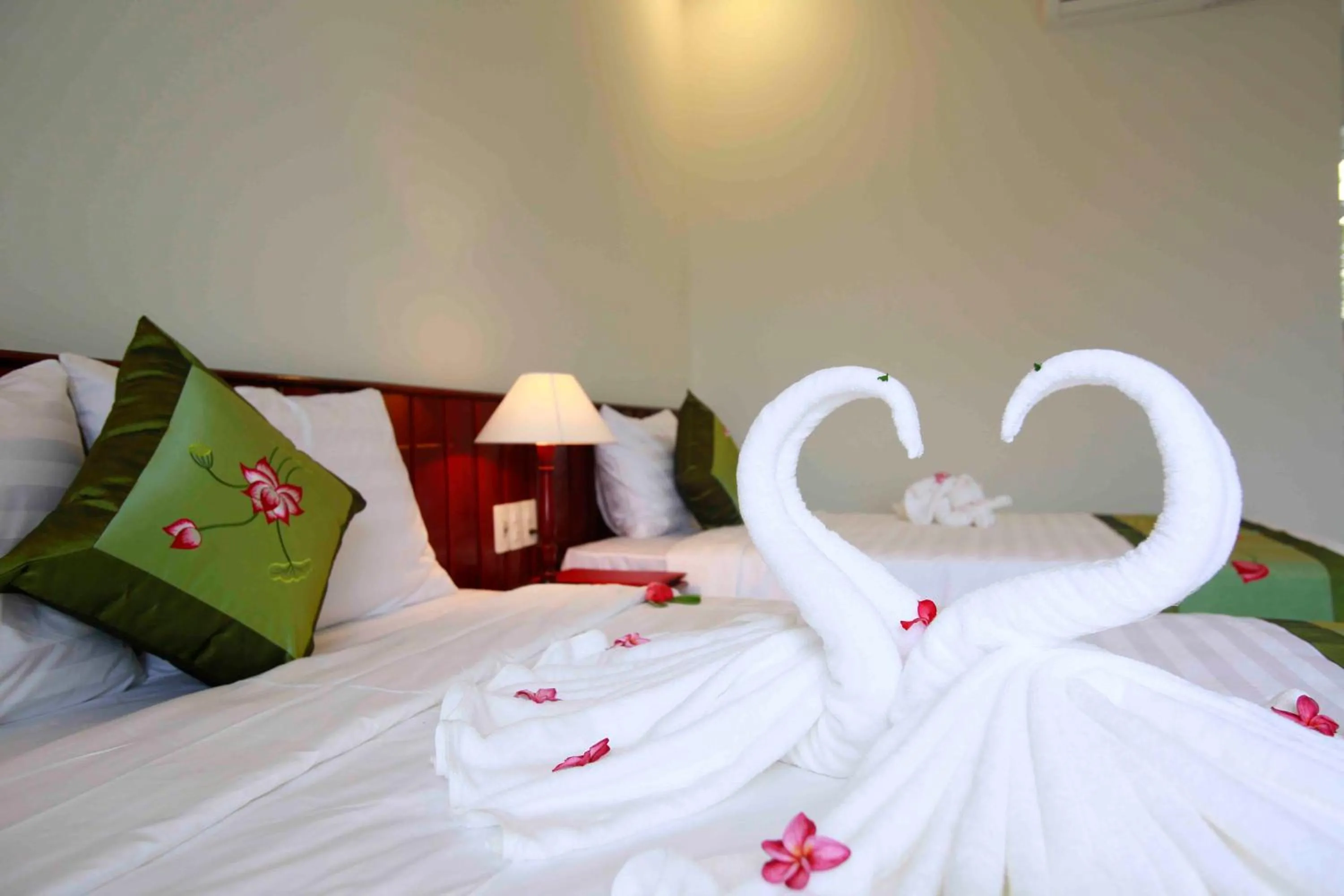 Bedroom, Bed in La Uy Villa