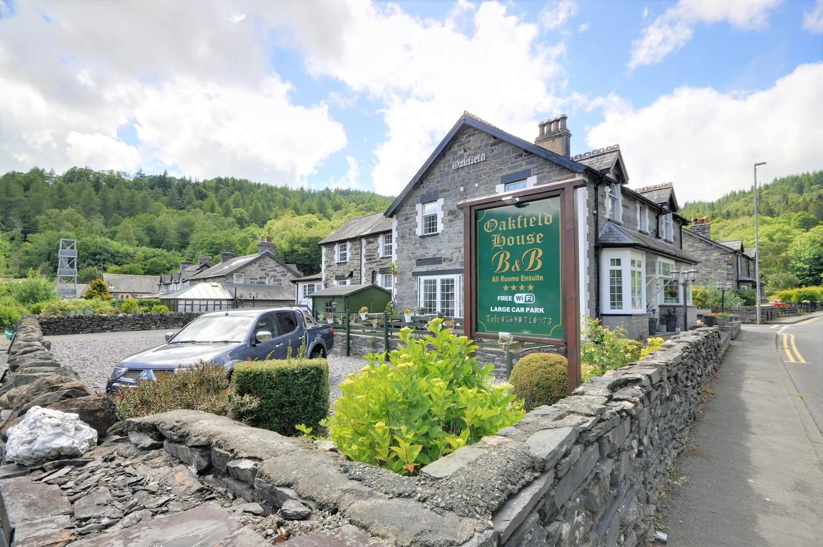 Oakfield Guest House