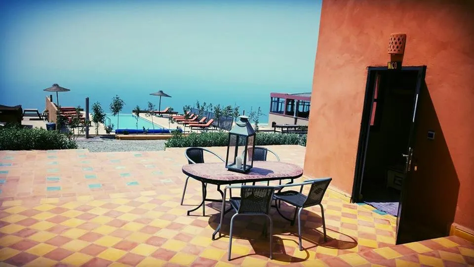 Property building in Le Nid d'Aigle