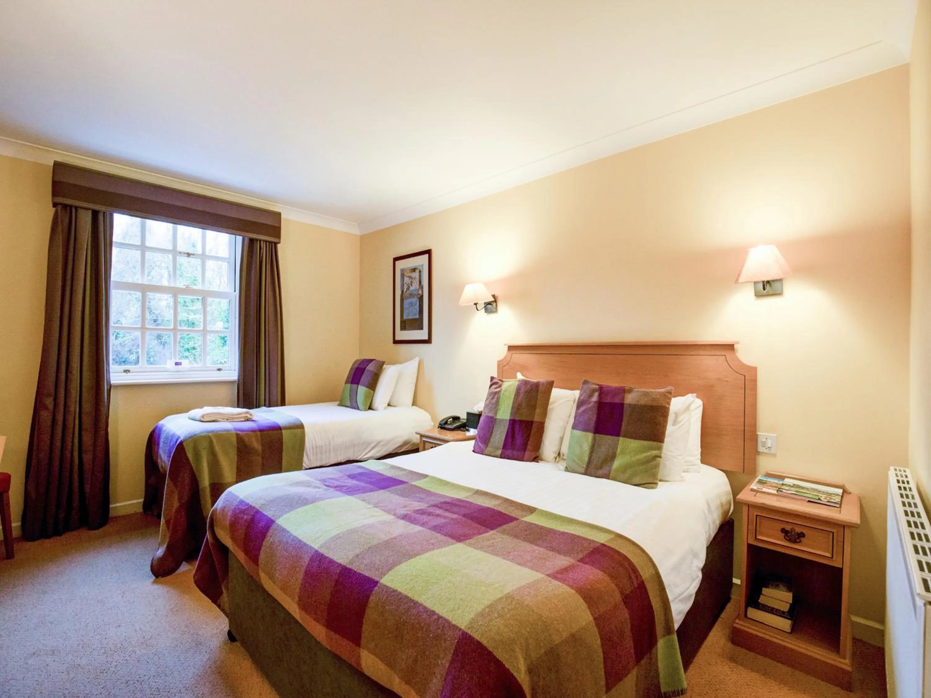 Bedroom, Bed in Barony Castle Hotel
