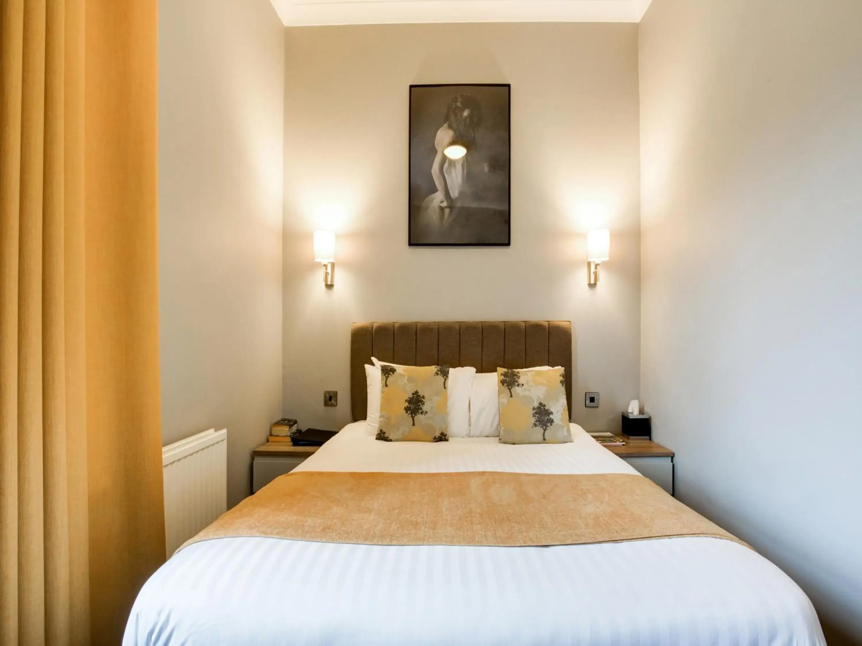 Bedroom, Bed in Barony Castle Hotel Bedroom, Bed in Barony Castle Hotel