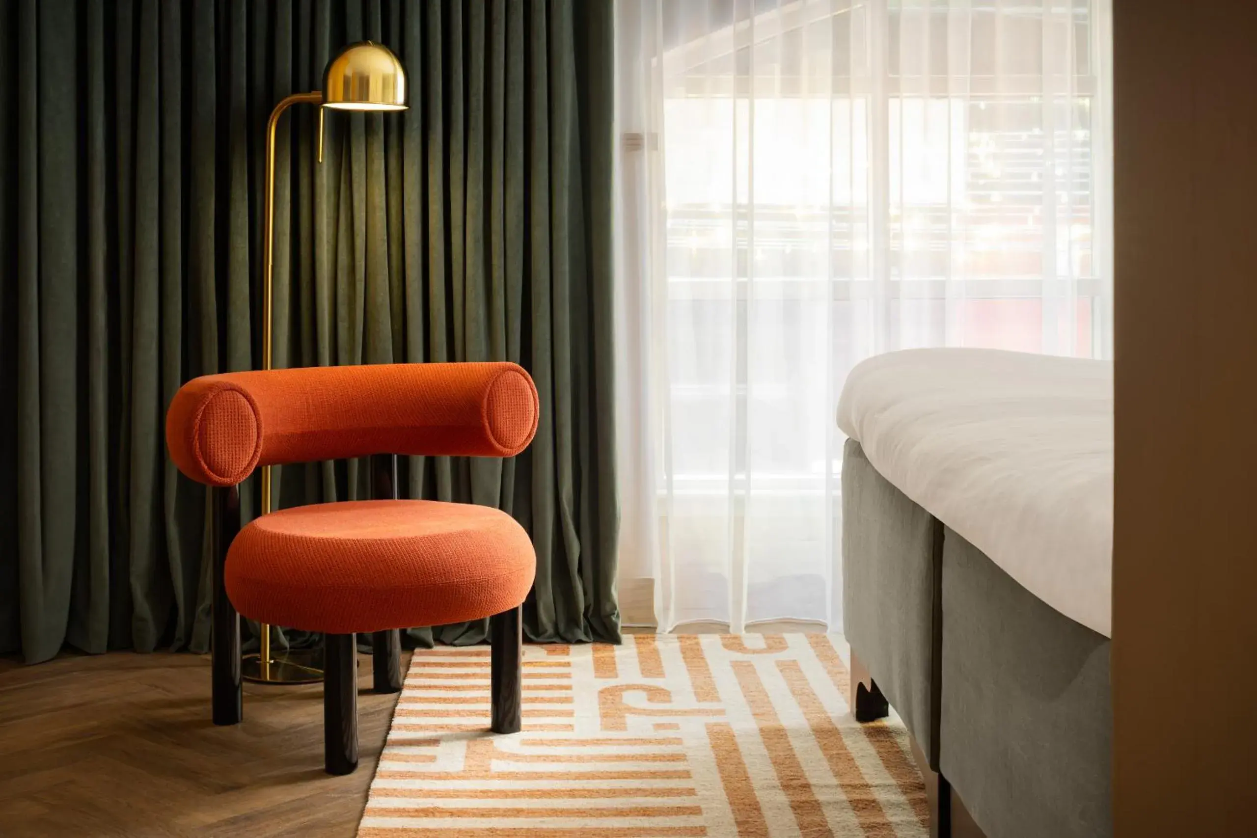 Bed in Carlton George Hotel Bed in Carlton George Hotel