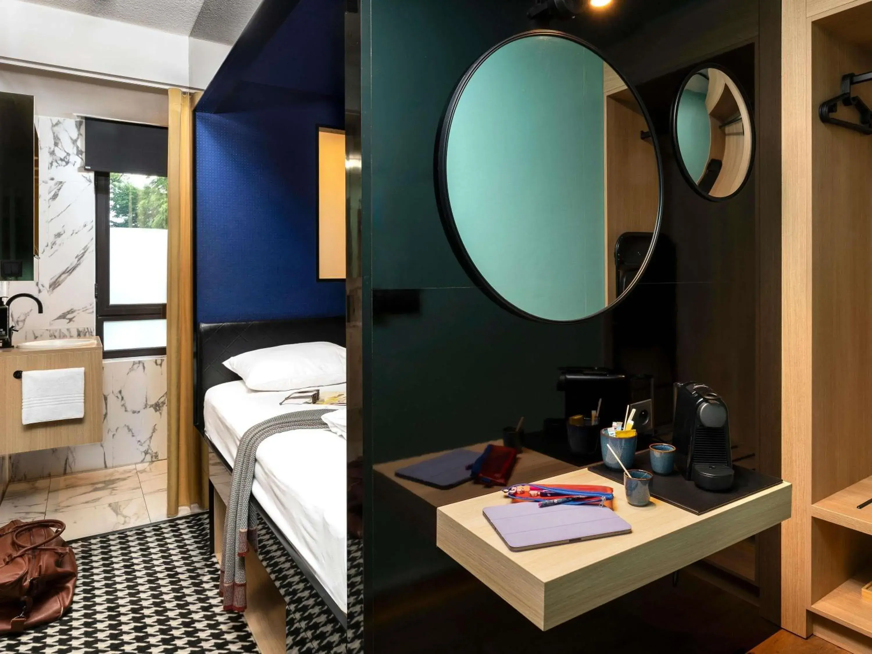 Bedroom, Bed in ibis Styles Hasselt City Centre Bedroom, Bed in ibis Styles Hasselt City Centre