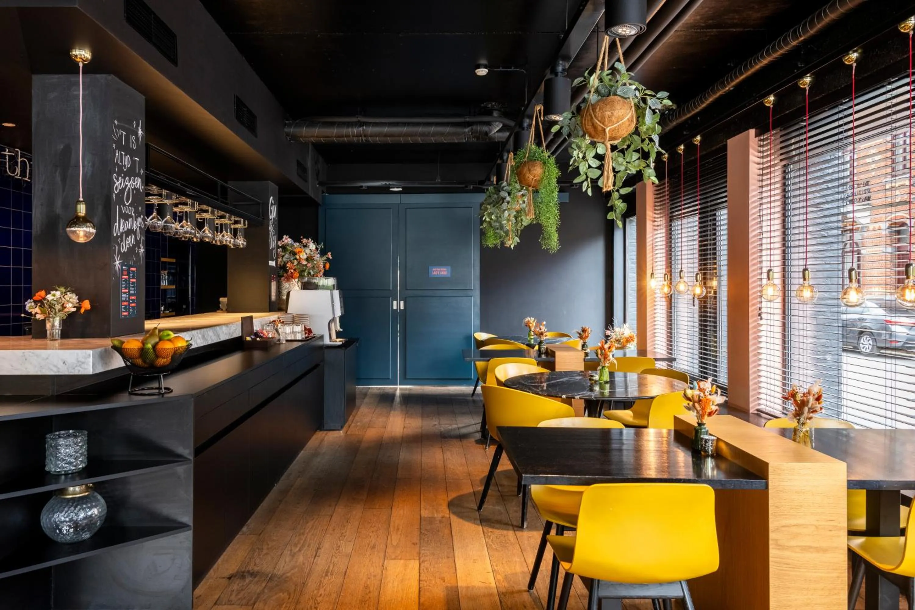 Lounge or bar in ibis Styles Hasselt City Centre