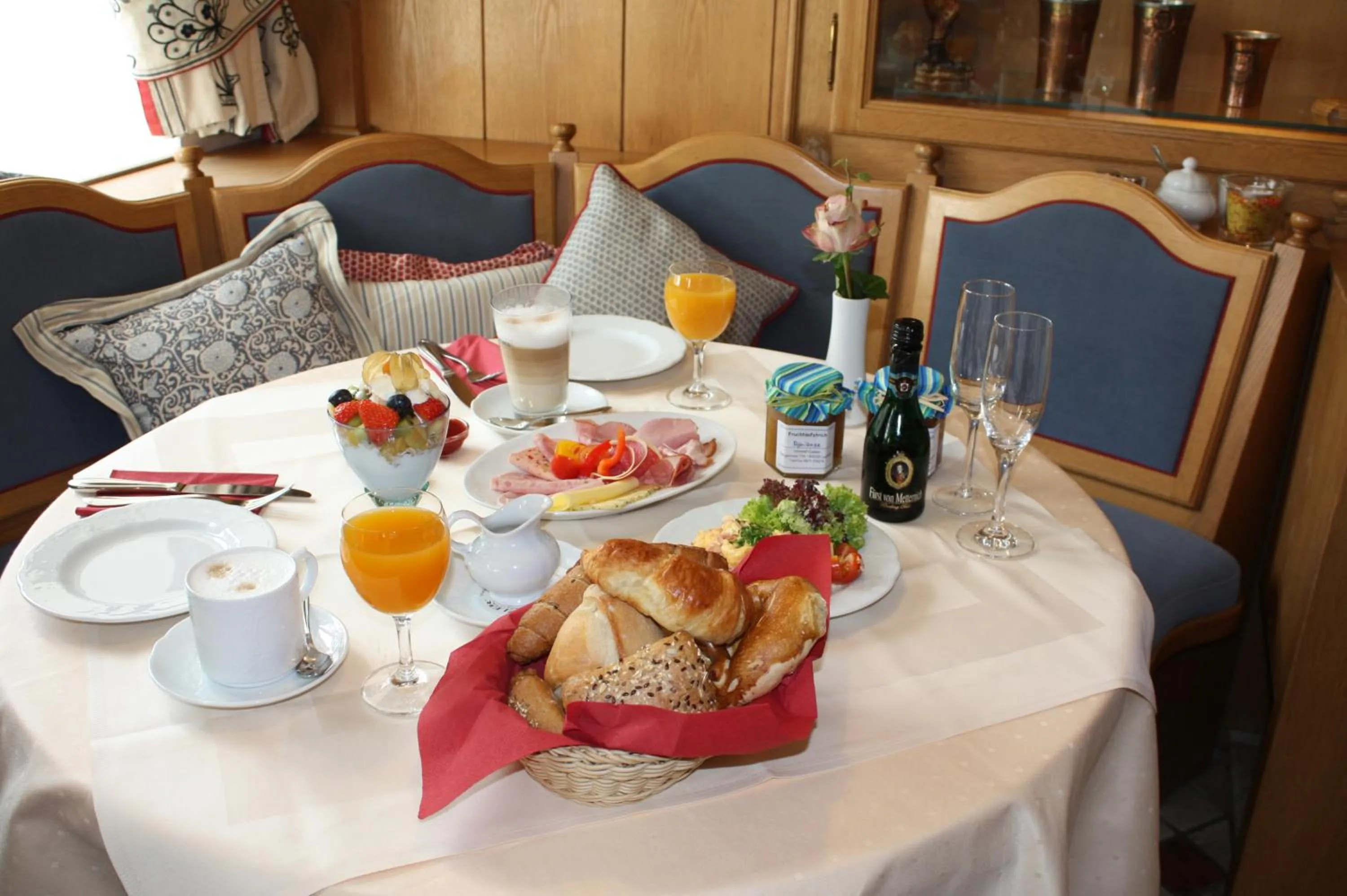 Restaurant-Café-Pension Himmel