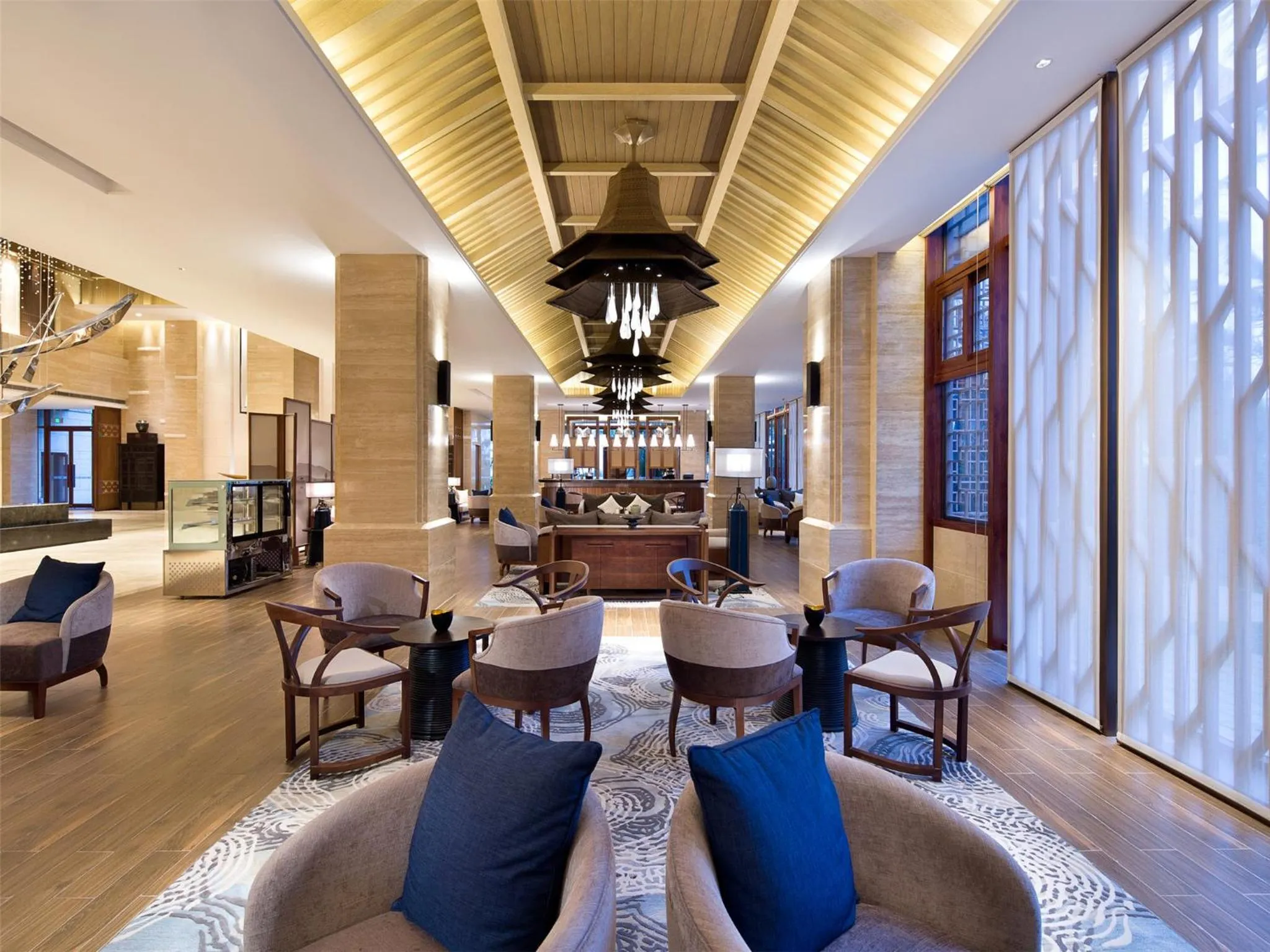 Lounge or bar in Wyndham Grand Plaza Royale Wenchang