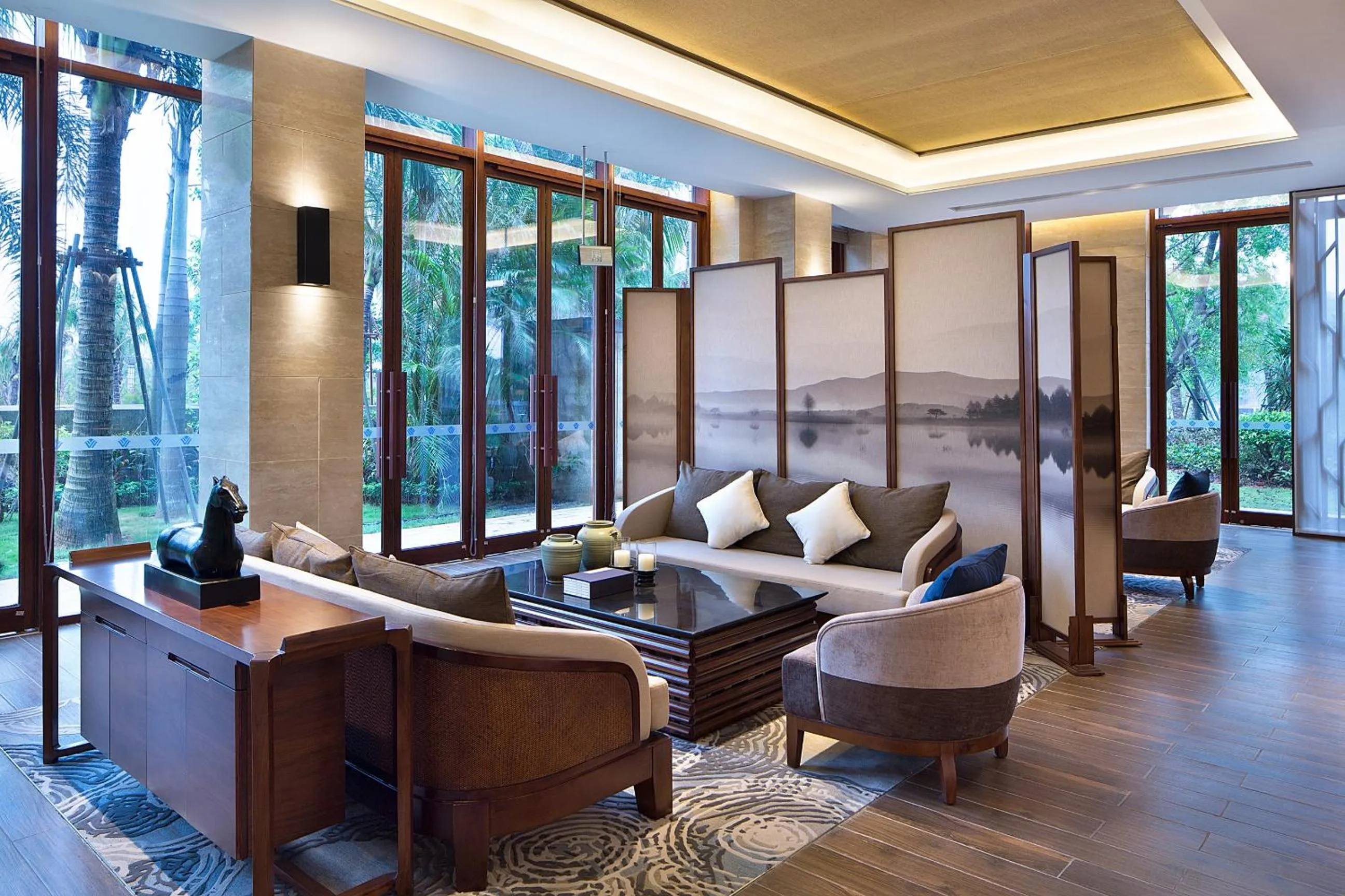 Lounge or bar in Wyndham Grand Plaza Royale Wenchang