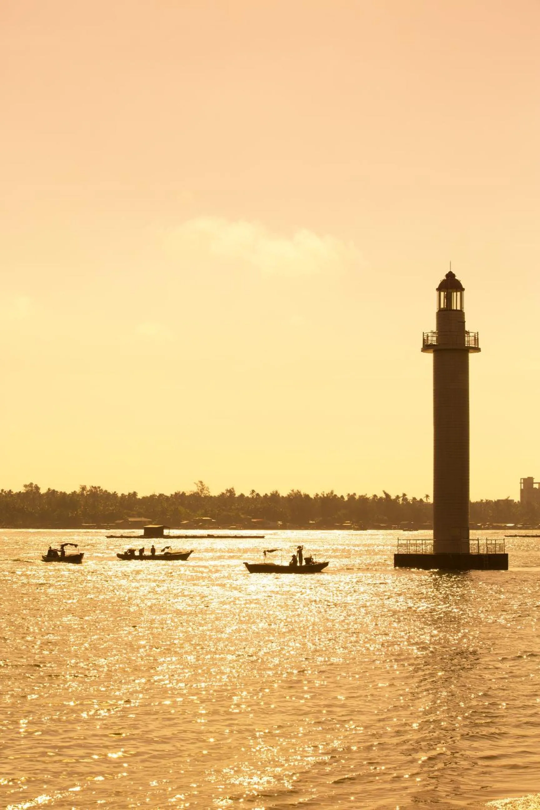 Beach in Wyndham Grand Plaza Royale Wenchang