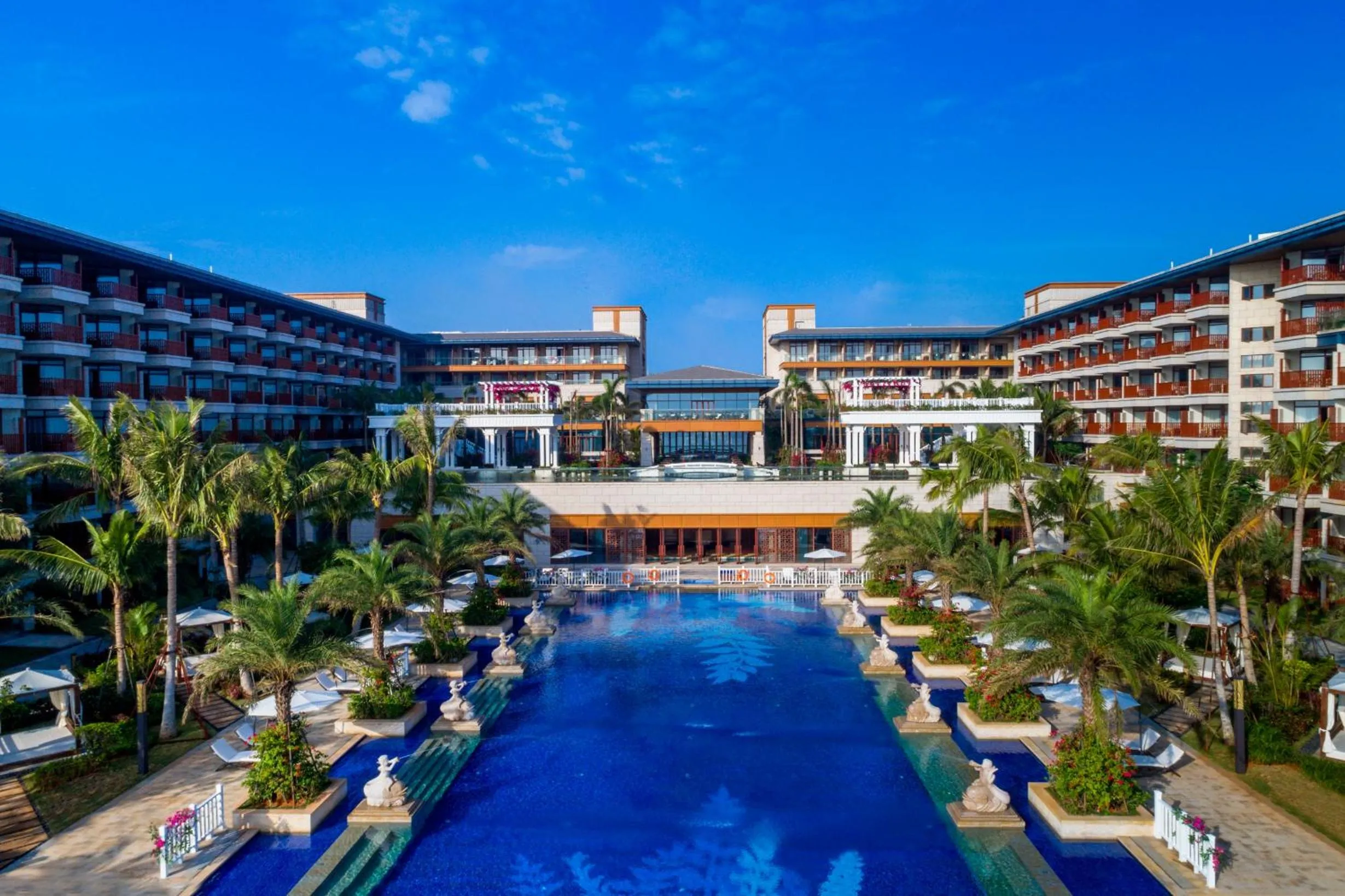 Property building in Wyndham Grand Plaza Royale Wenchang